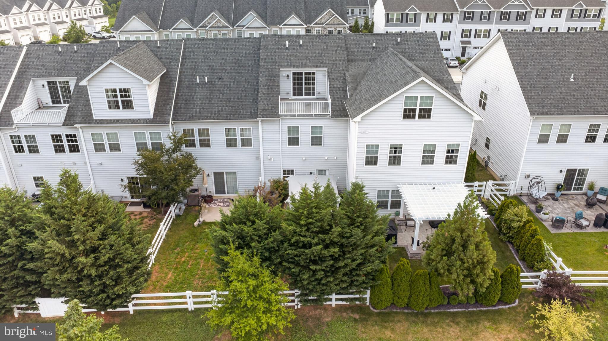 SPRING OAK - Residential