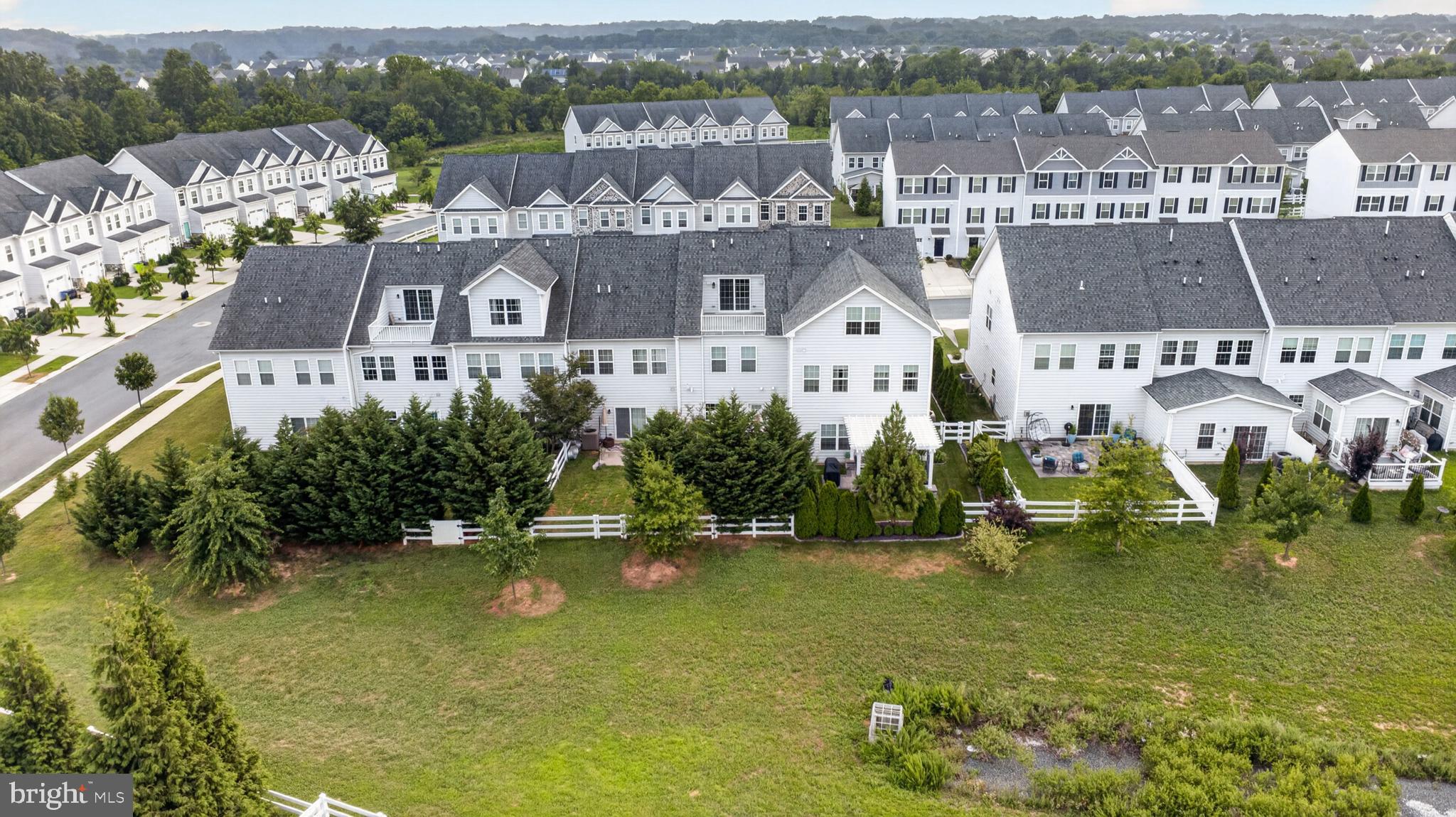 SPRING OAK - Residential