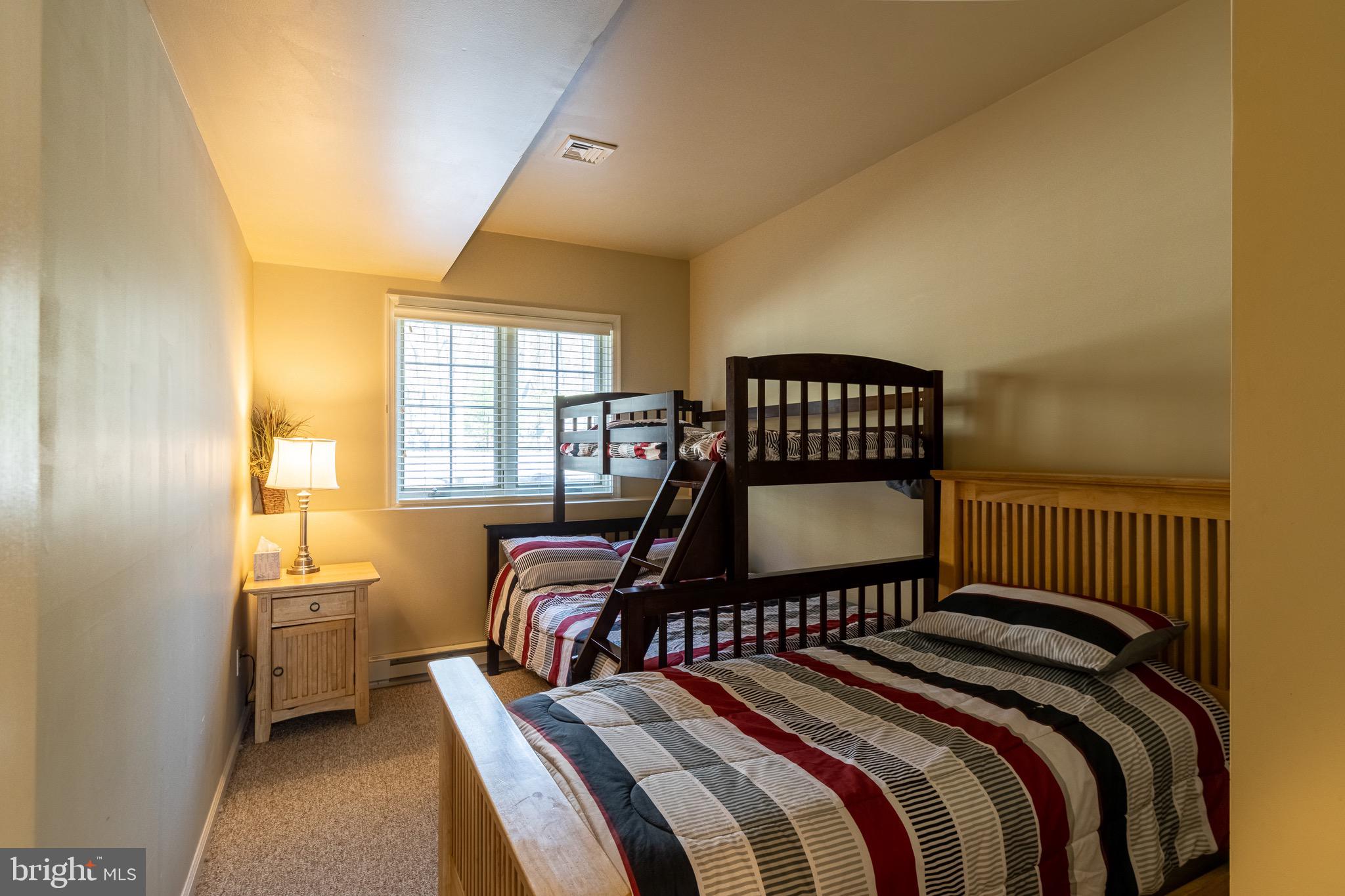 LAURELWOODS - Residential