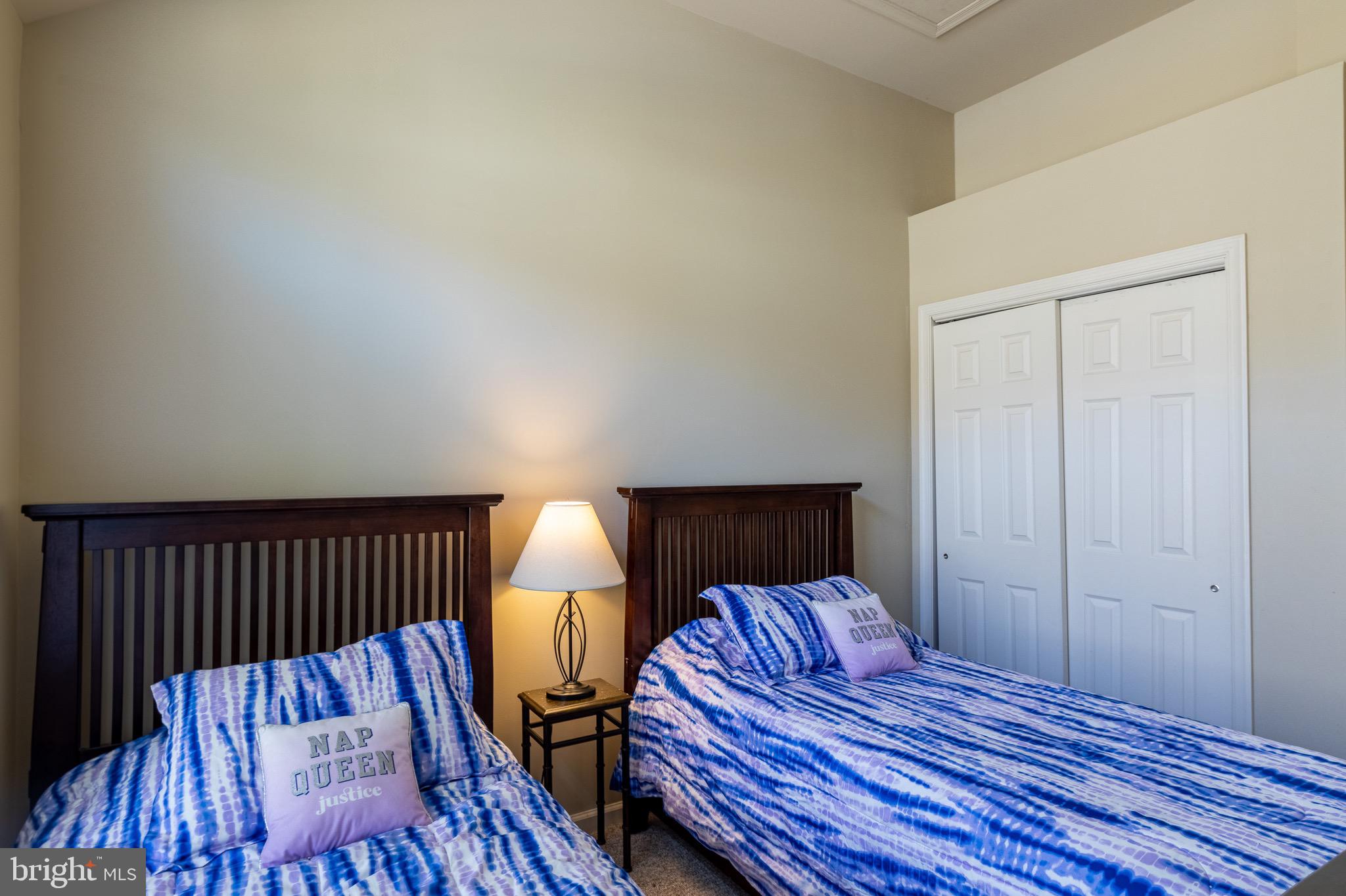 LAURELWOODS - Residential