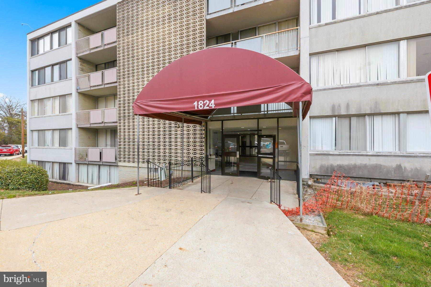 Looking for a convenient place to call home? This 1-bedroom, 1-bathroom property is ideally located near major highways I-495 and I-95, making it perfect for commuters.

The home features brand-new flooring throughout, offering a fresh and modern feel.
Don’t miss this opportunity — schedule your showing today!