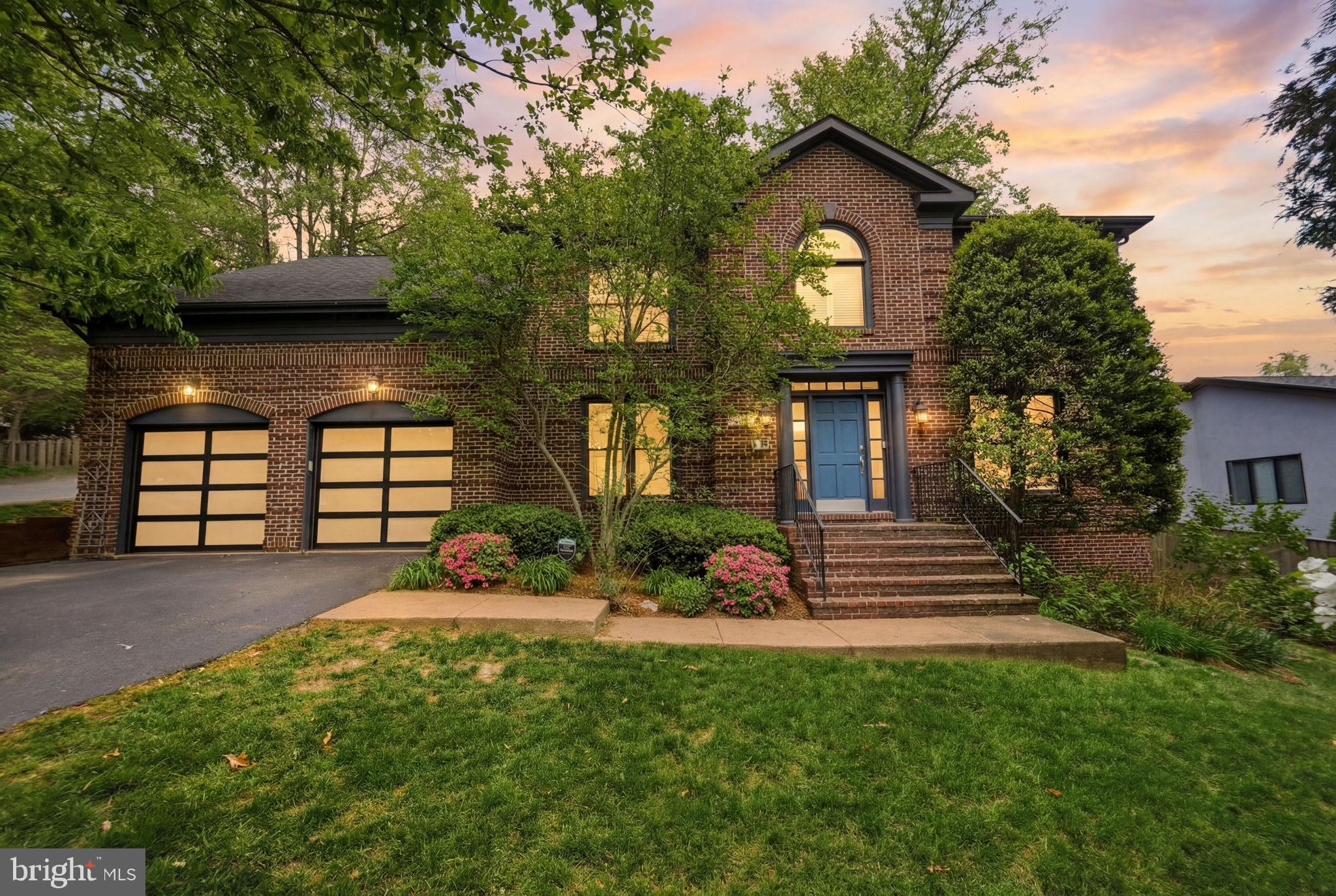 LORCOM GROVE - Residential