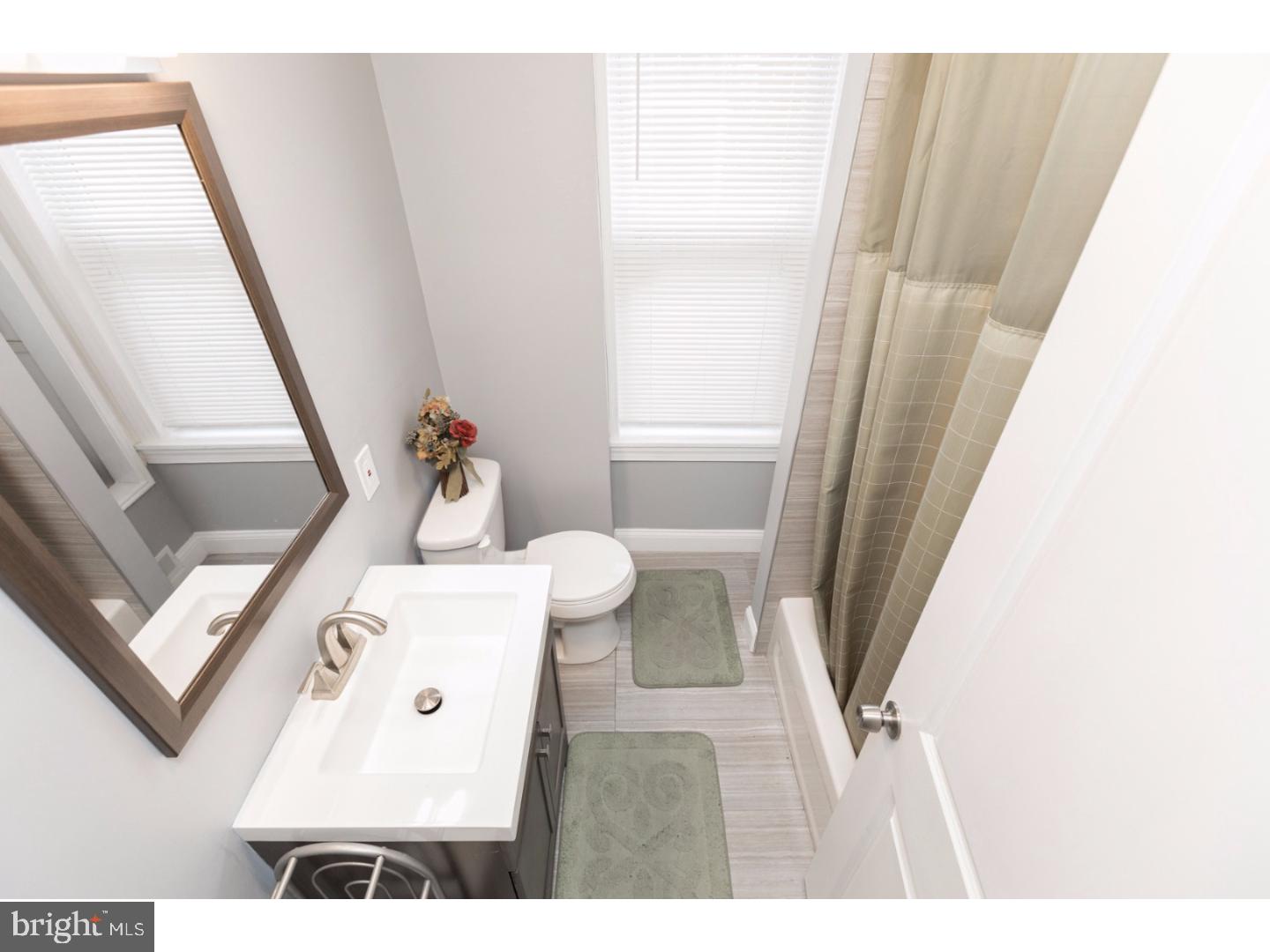 PORT RICHMOND - Residential
