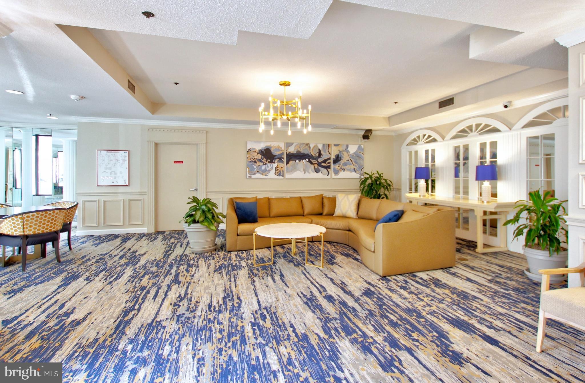 LEISURE WORLD - Residential