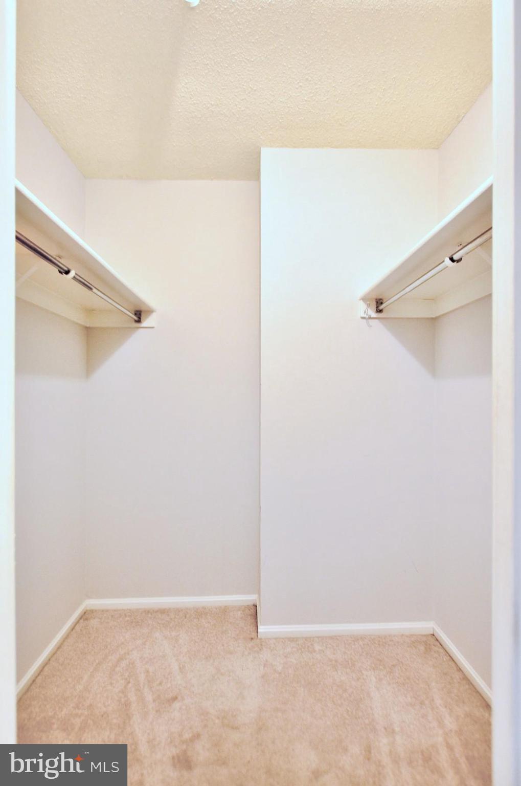 LEISURE WORLD - Residential