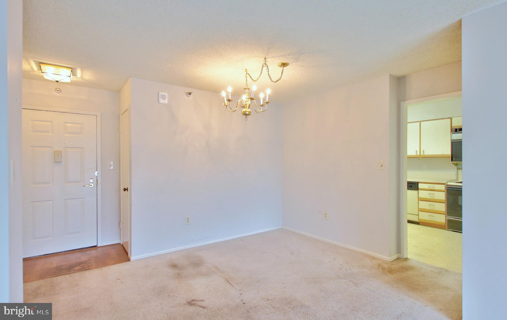 LEISURE WORLD - Residential