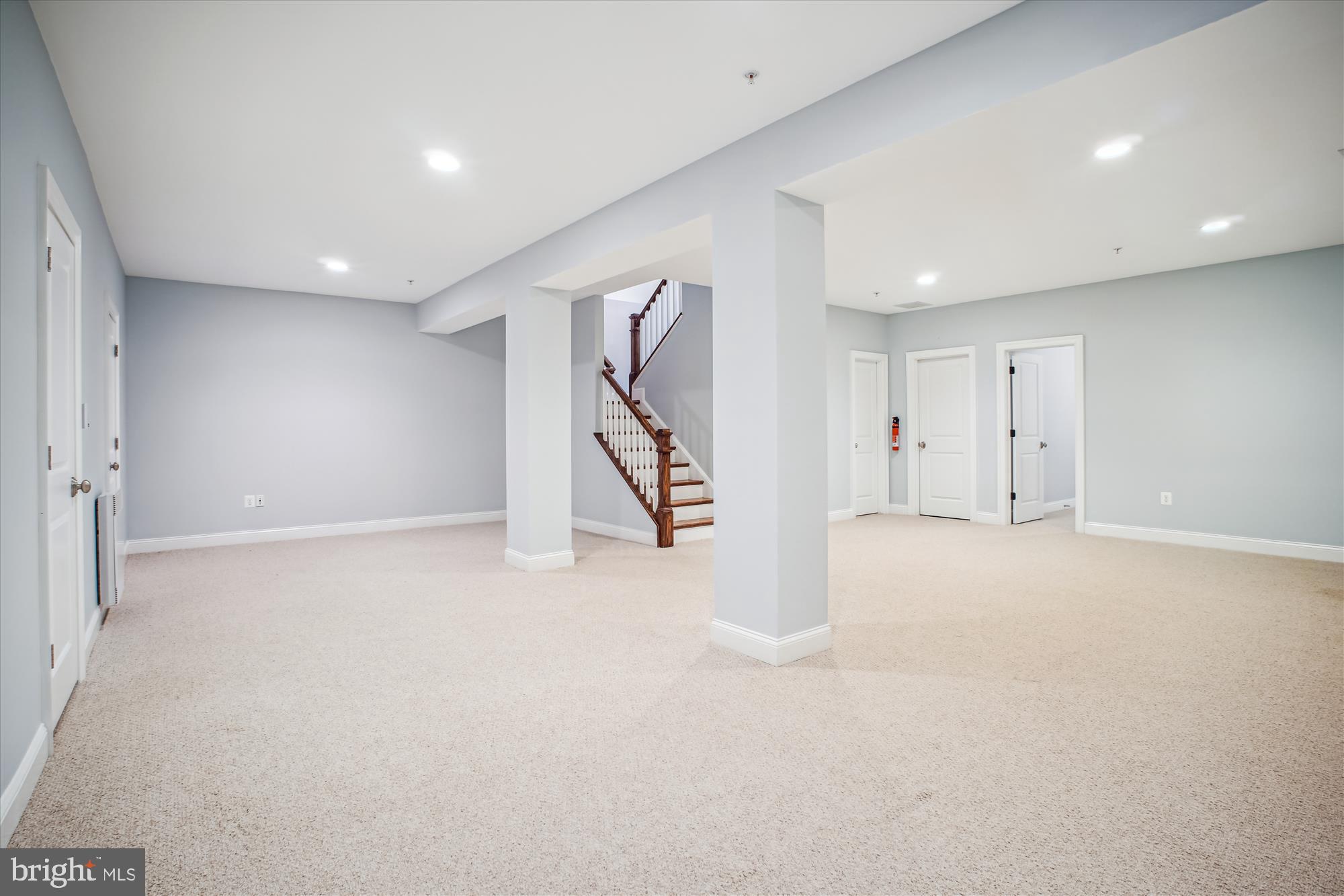 HUNTINGTON TERRACE - Residential