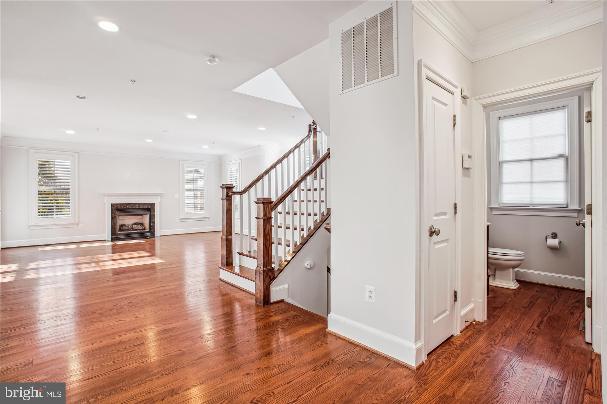 HUNTINGTON TERRACE - Residential