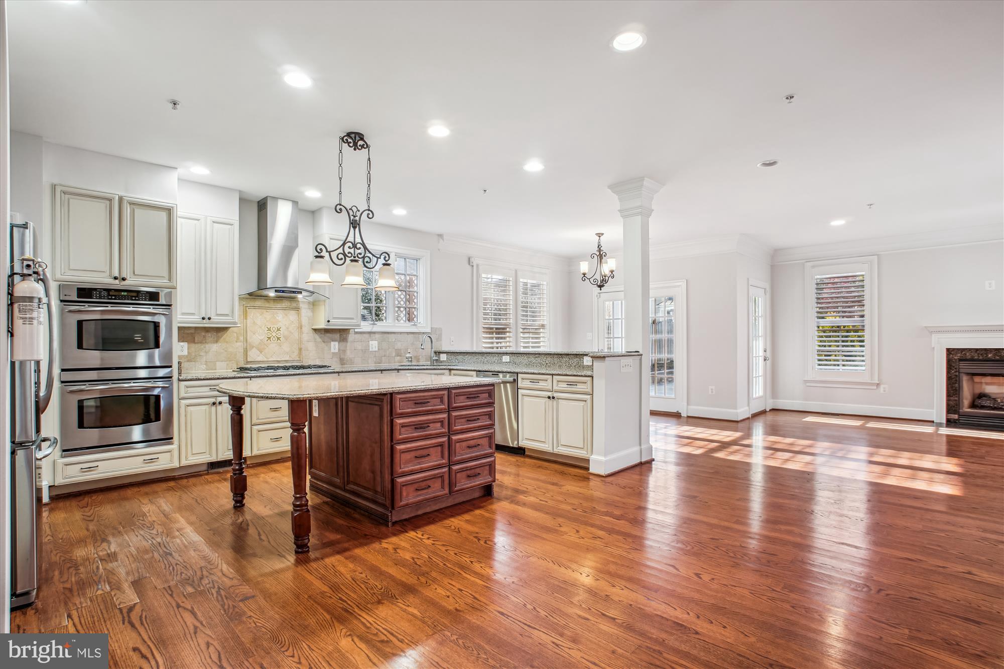 HUNTINGTON TERRACE - Residential
