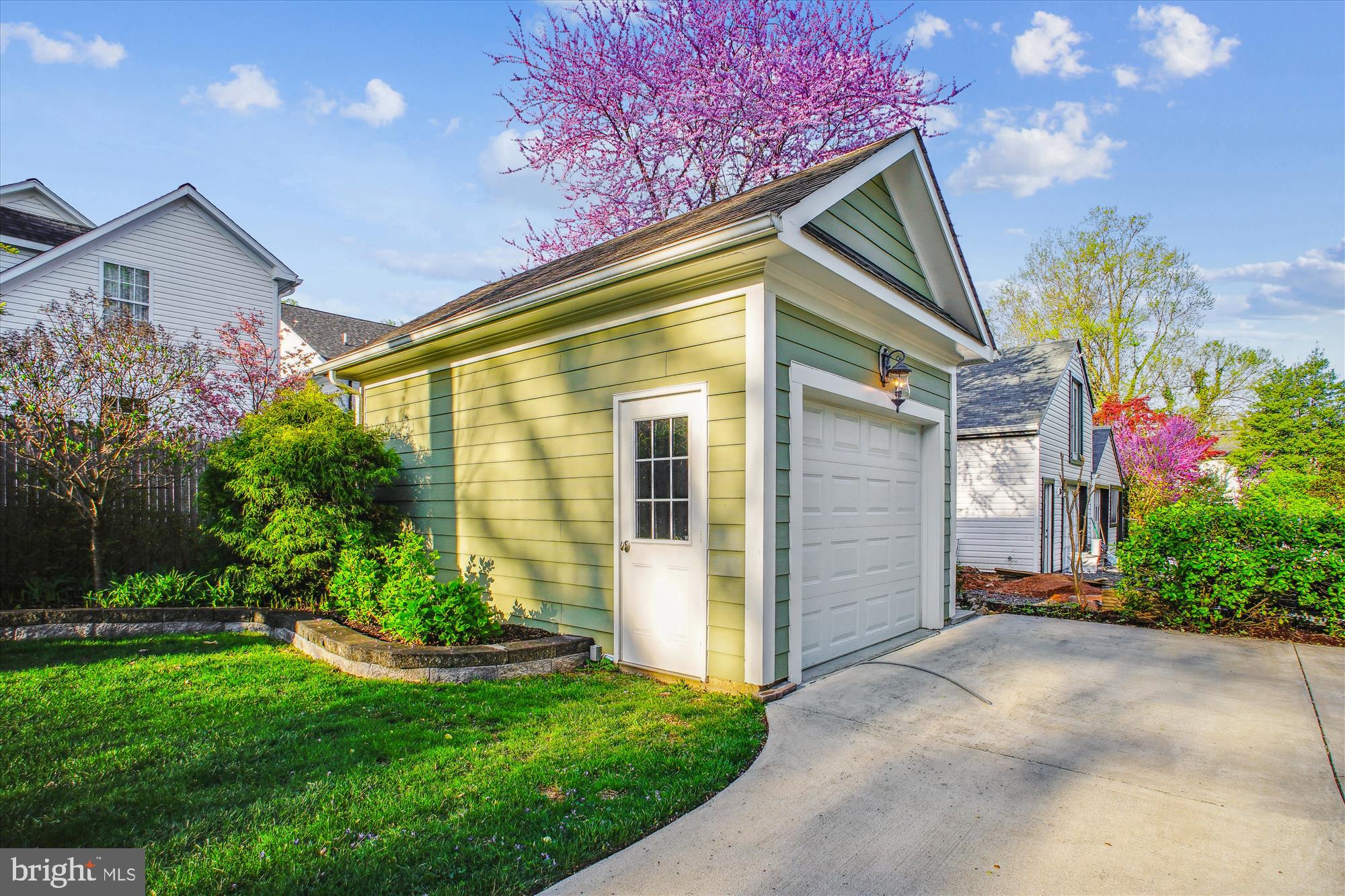 HUNTINGTON TERRACE - Residential