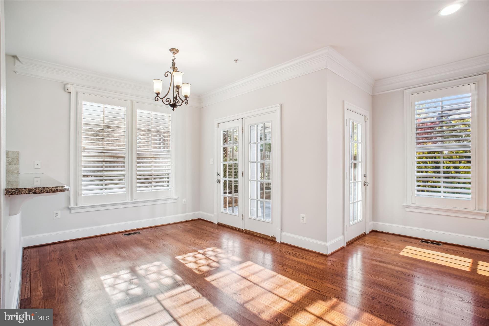 HUNTINGTON TERRACE - Residential