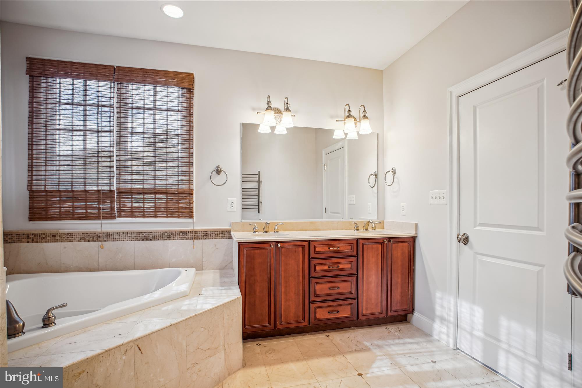 HUNTINGTON TERRACE - Residential