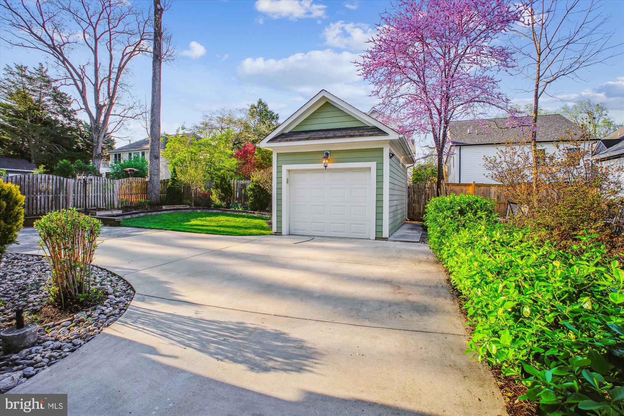 HUNTINGTON TERRACE - Residential