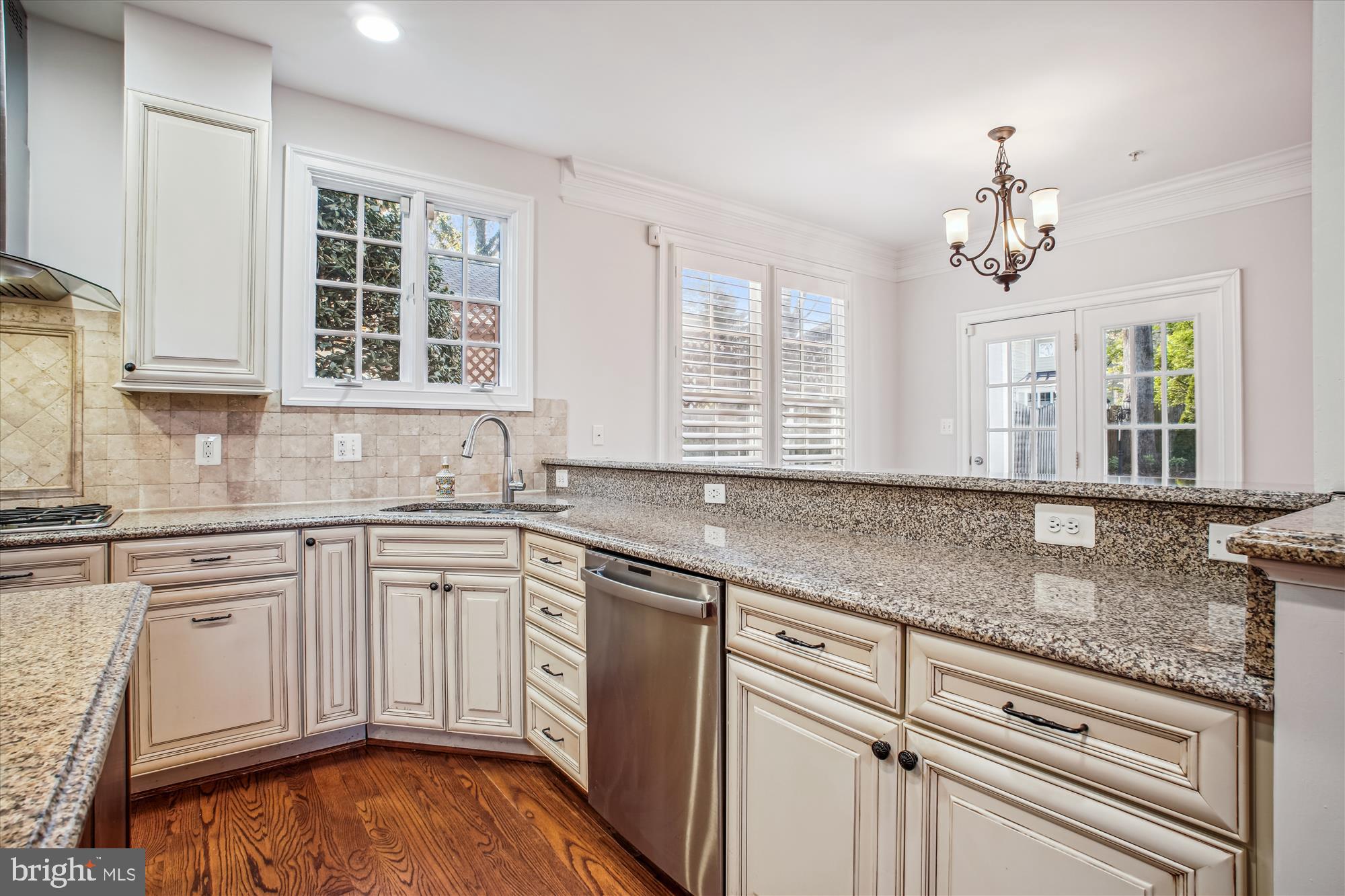 HUNTINGTON TERRACE - Residential