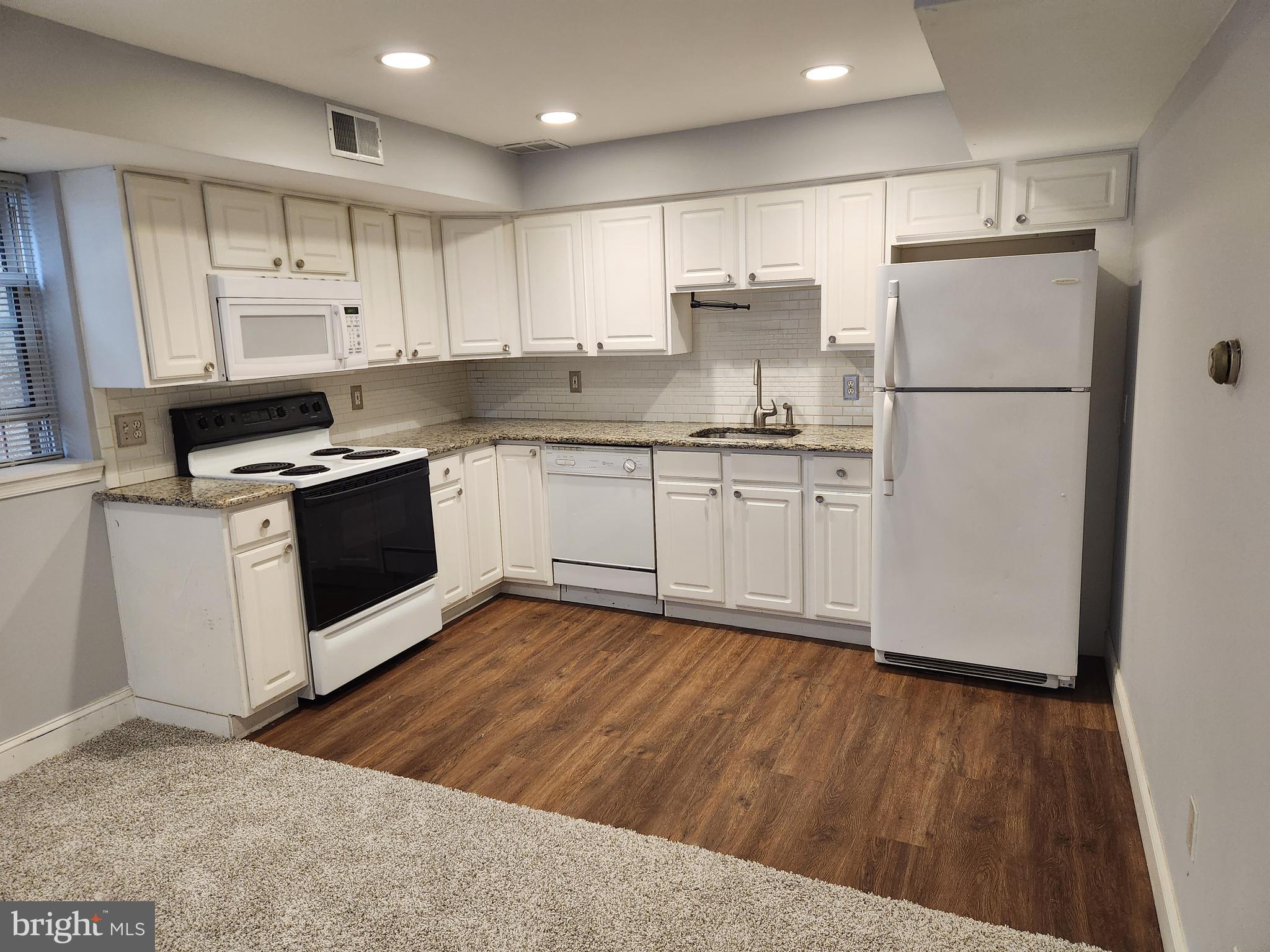 MANAYUNK - Residential Lease