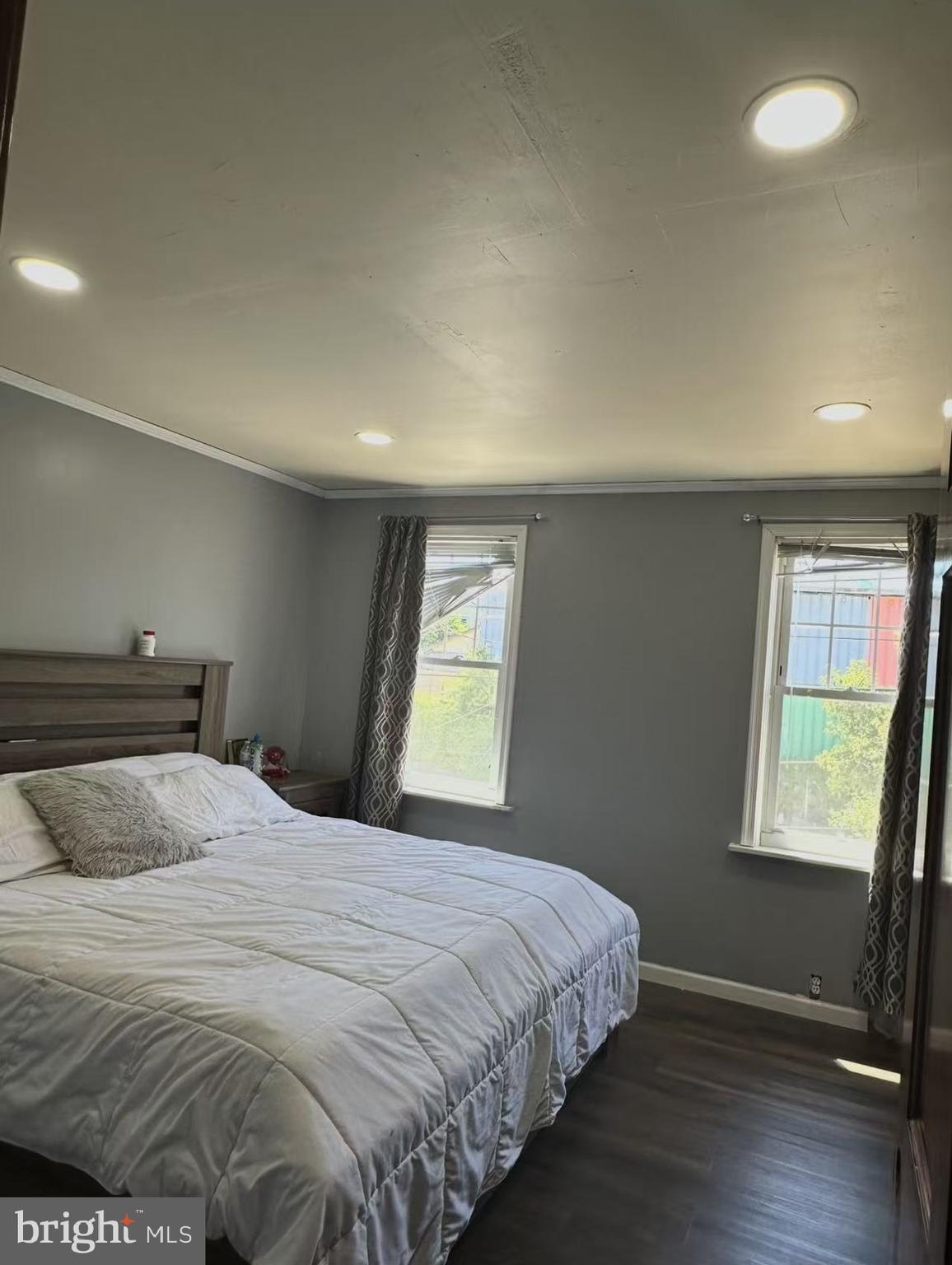 HOLMESBURG - Residential
