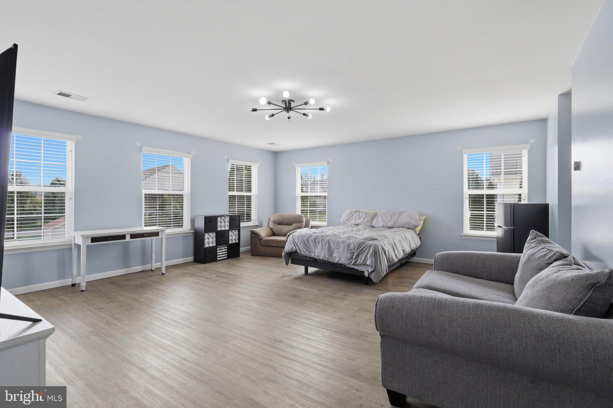 THE GALLERY - Residential