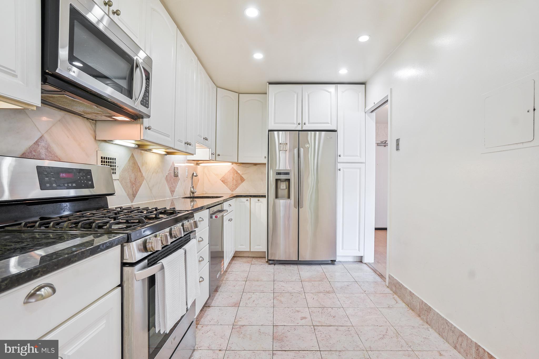 WILLOUGHBY OF CHEVY CHASE - Residential