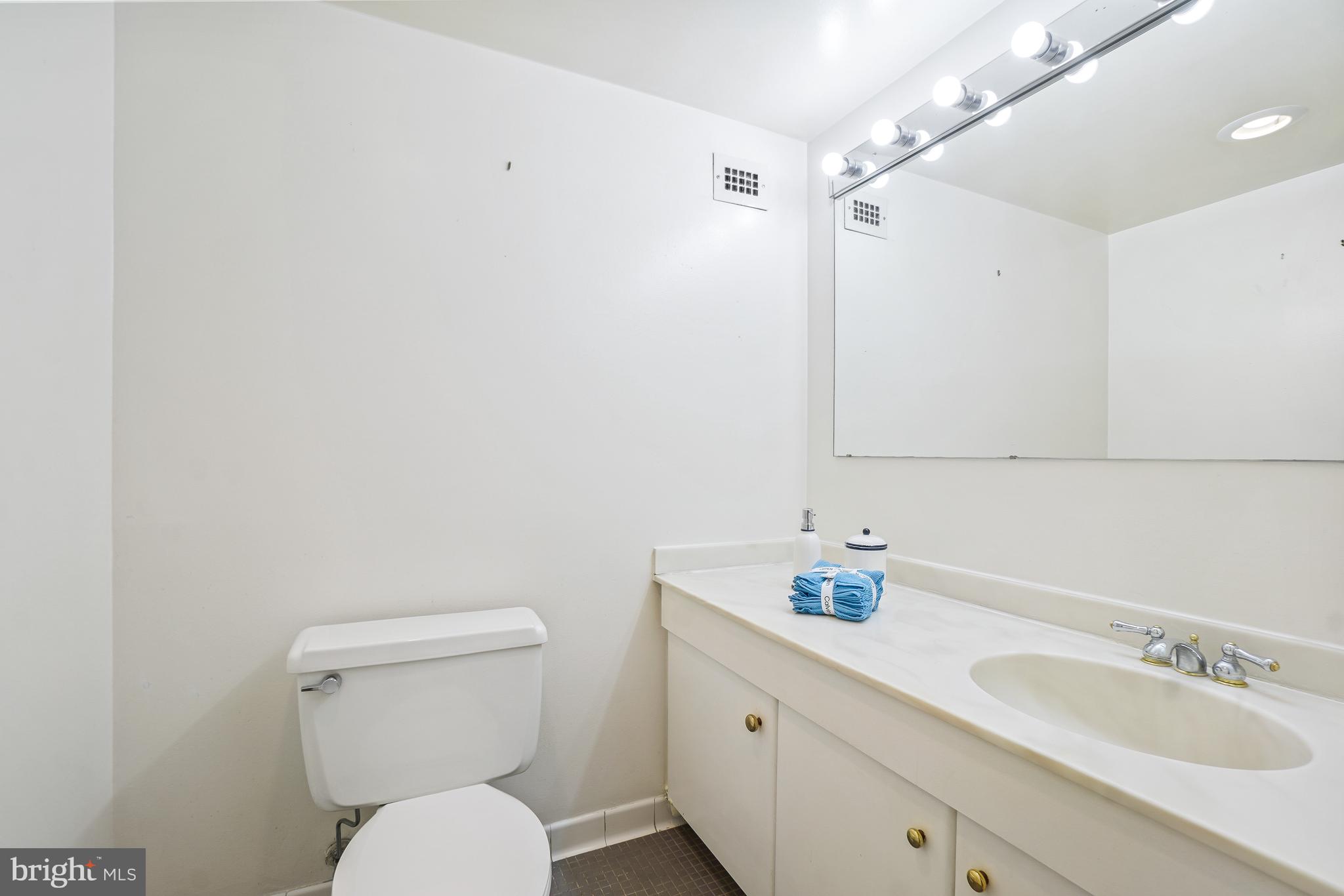 WILLOUGHBY OF CHEVY CHASE - Residential