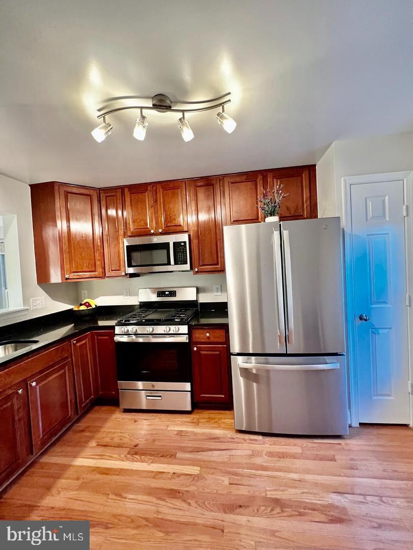 CLARKSBURG TOWN CENTER - Residential