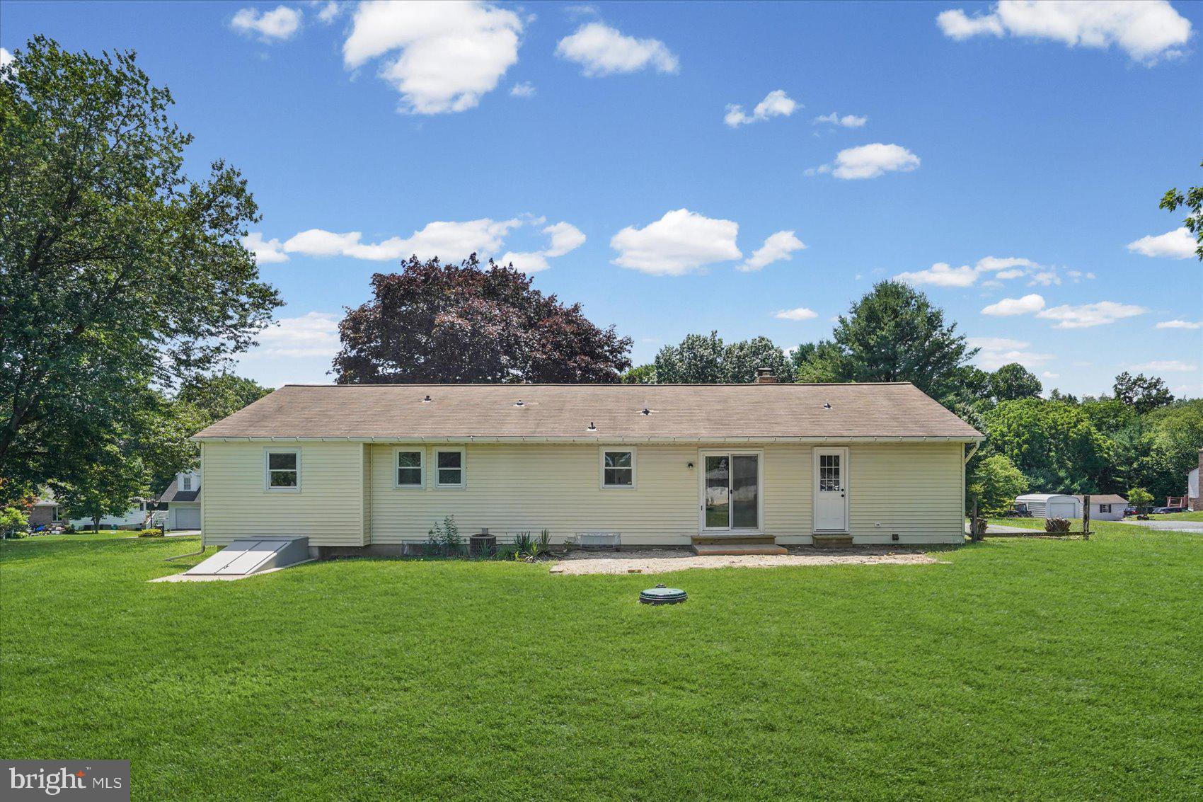 VILLAGE MANOR - Residential