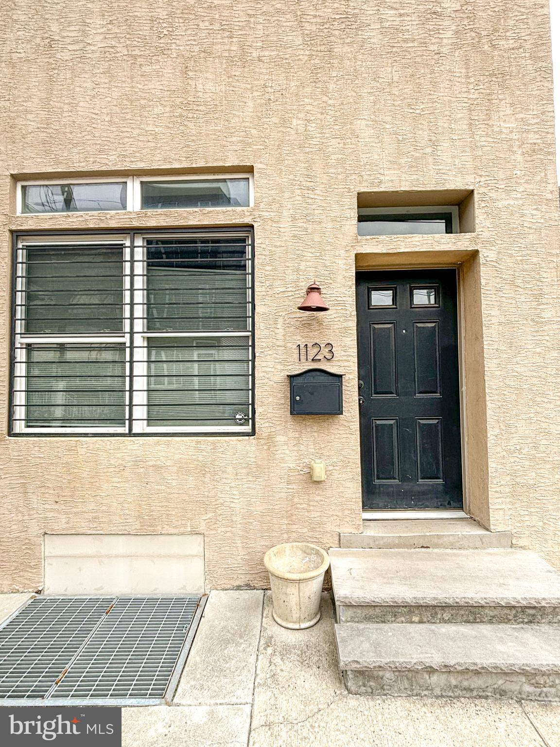 POINT BREEZE - Residential Lease
