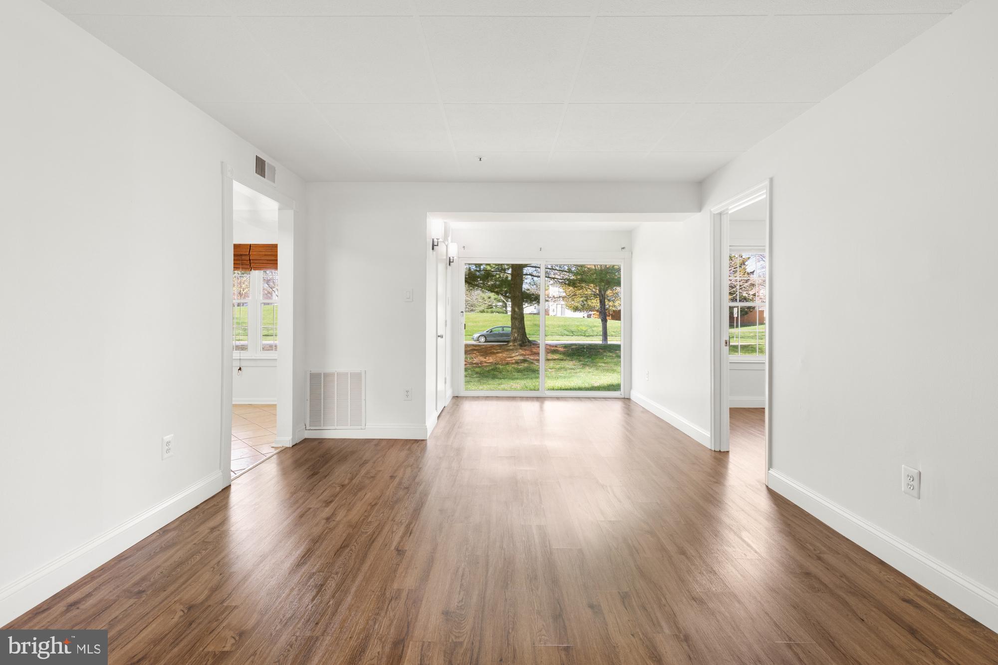 LONGMEAD CROSSING - Residential