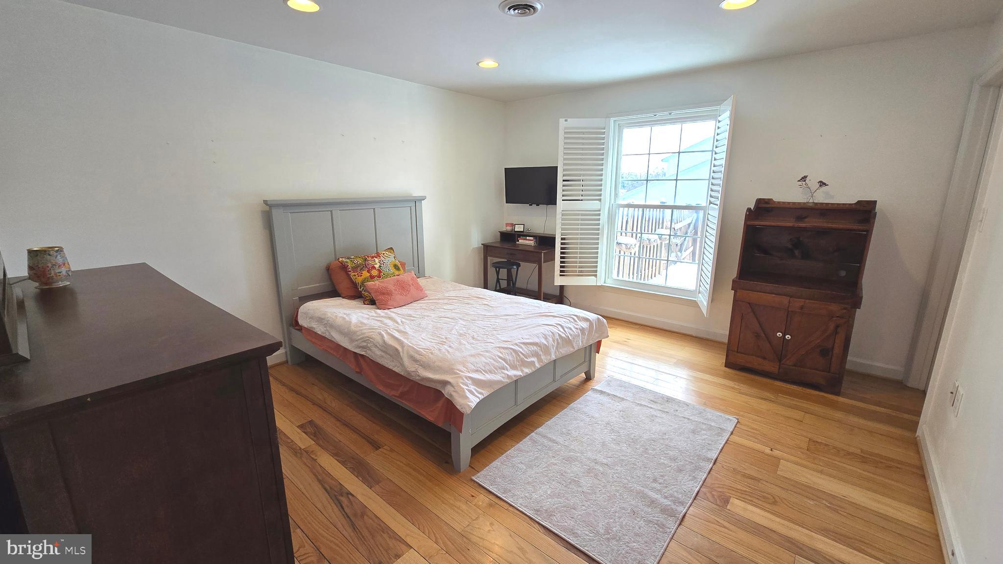BRIARWOOD - Residential