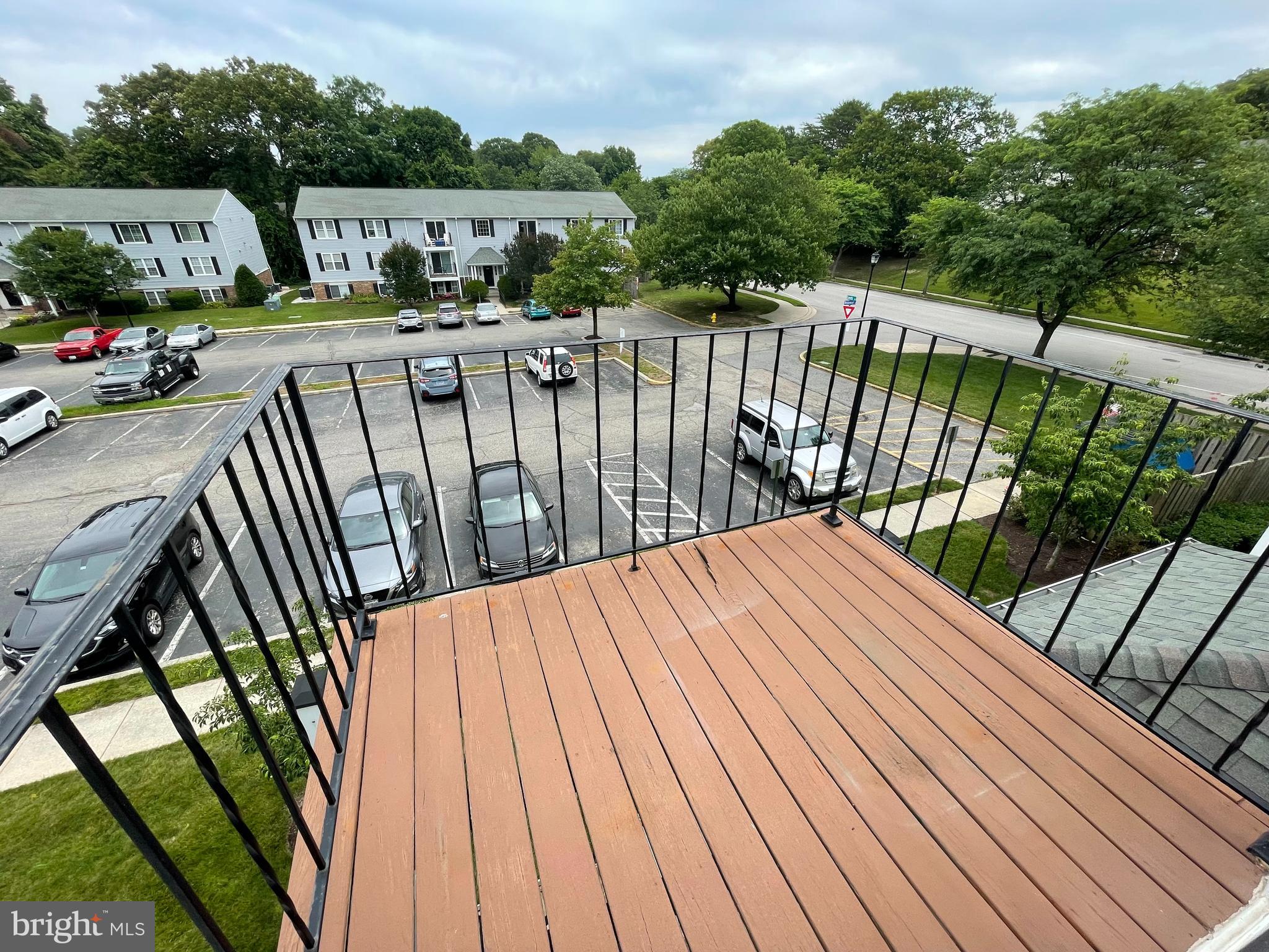 CHESTERFIELD GARDEN CONDOMINIUM - Residential