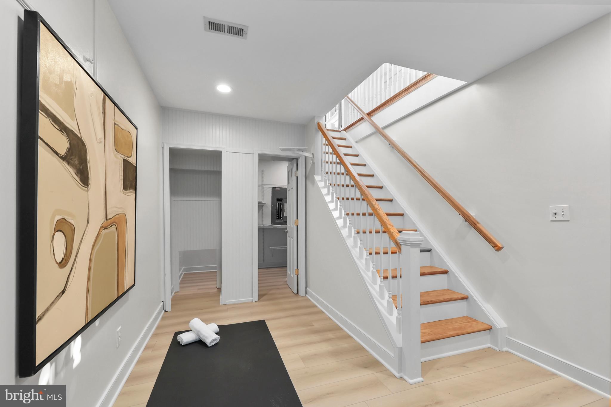 OLD TOWN ALEXANDRIA - Residential