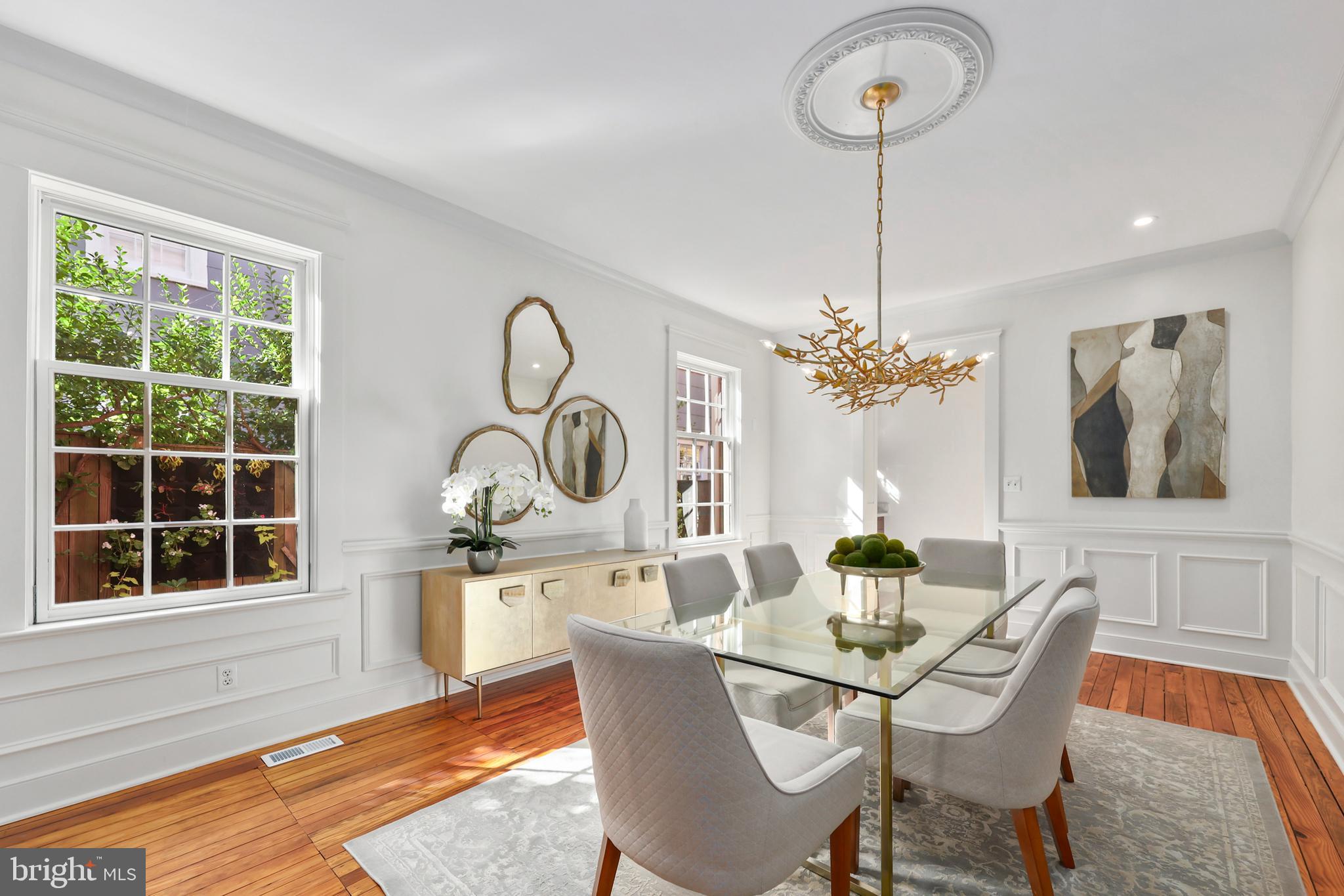OLD TOWN ALEXANDRIA - Residential