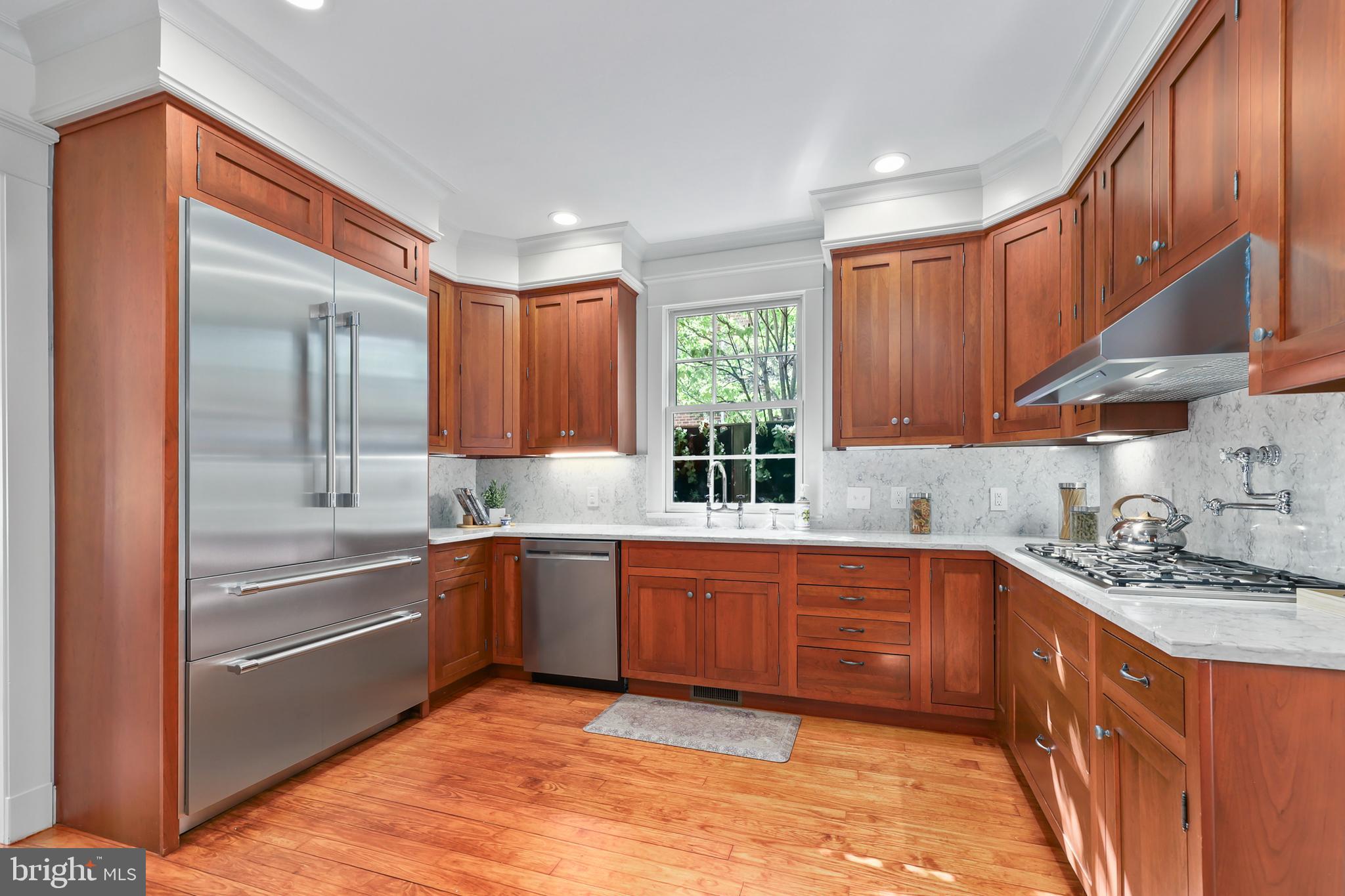 OLD TOWN ALEXANDRIA - Residential
