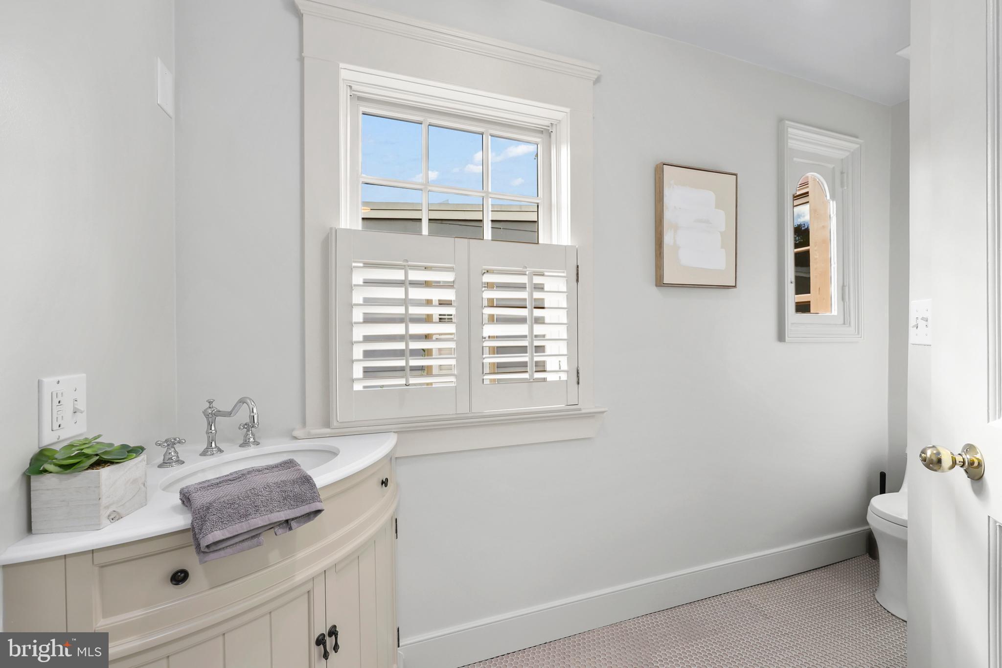 OLD TOWN ALEXANDRIA - Residential