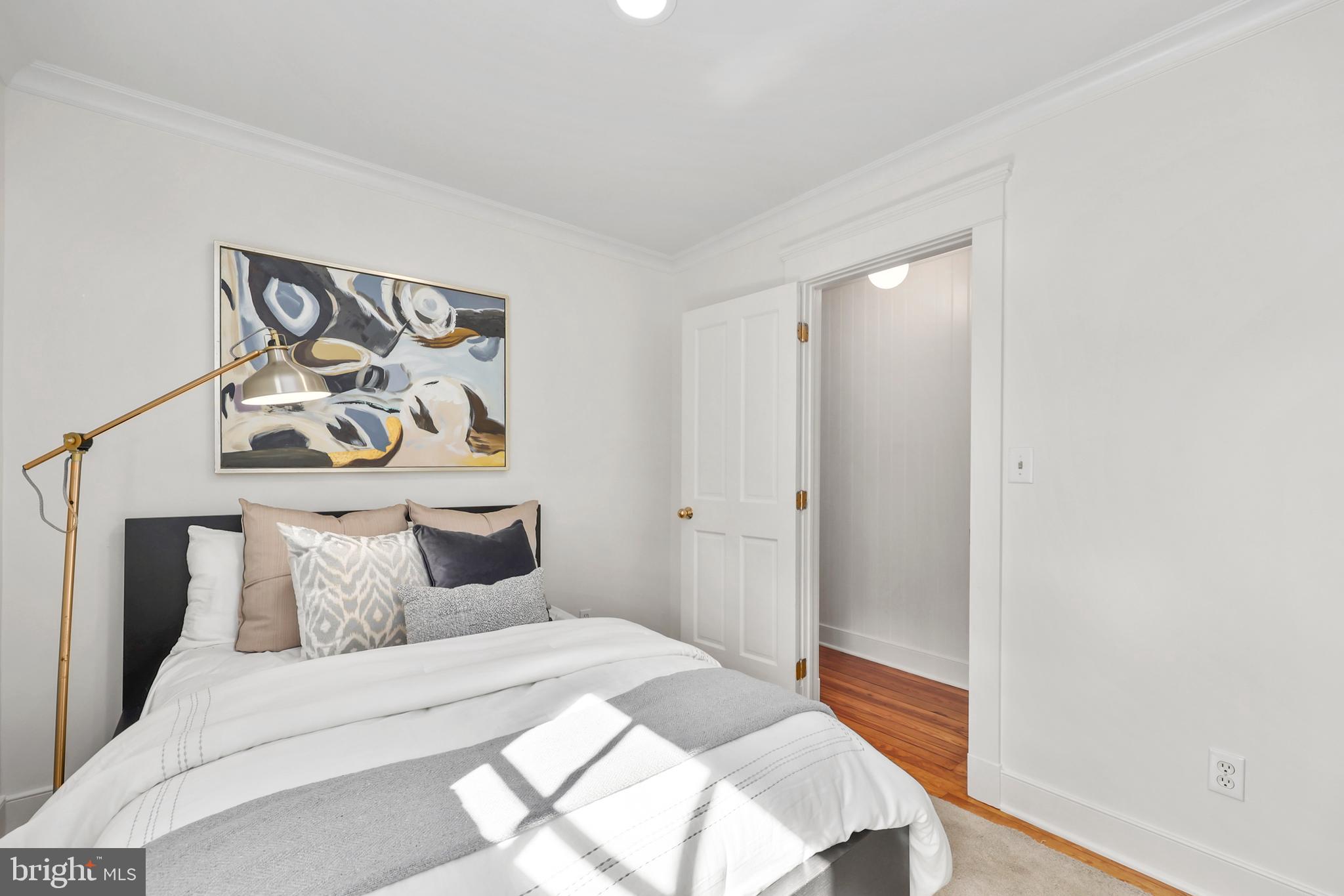 OLD TOWN ALEXANDRIA - Residential