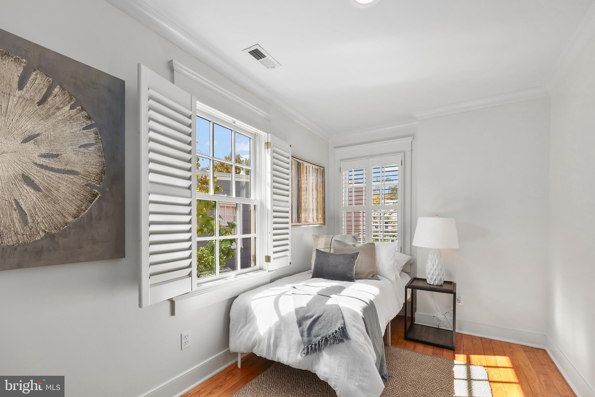 OLD TOWN ALEXANDRIA - Residential