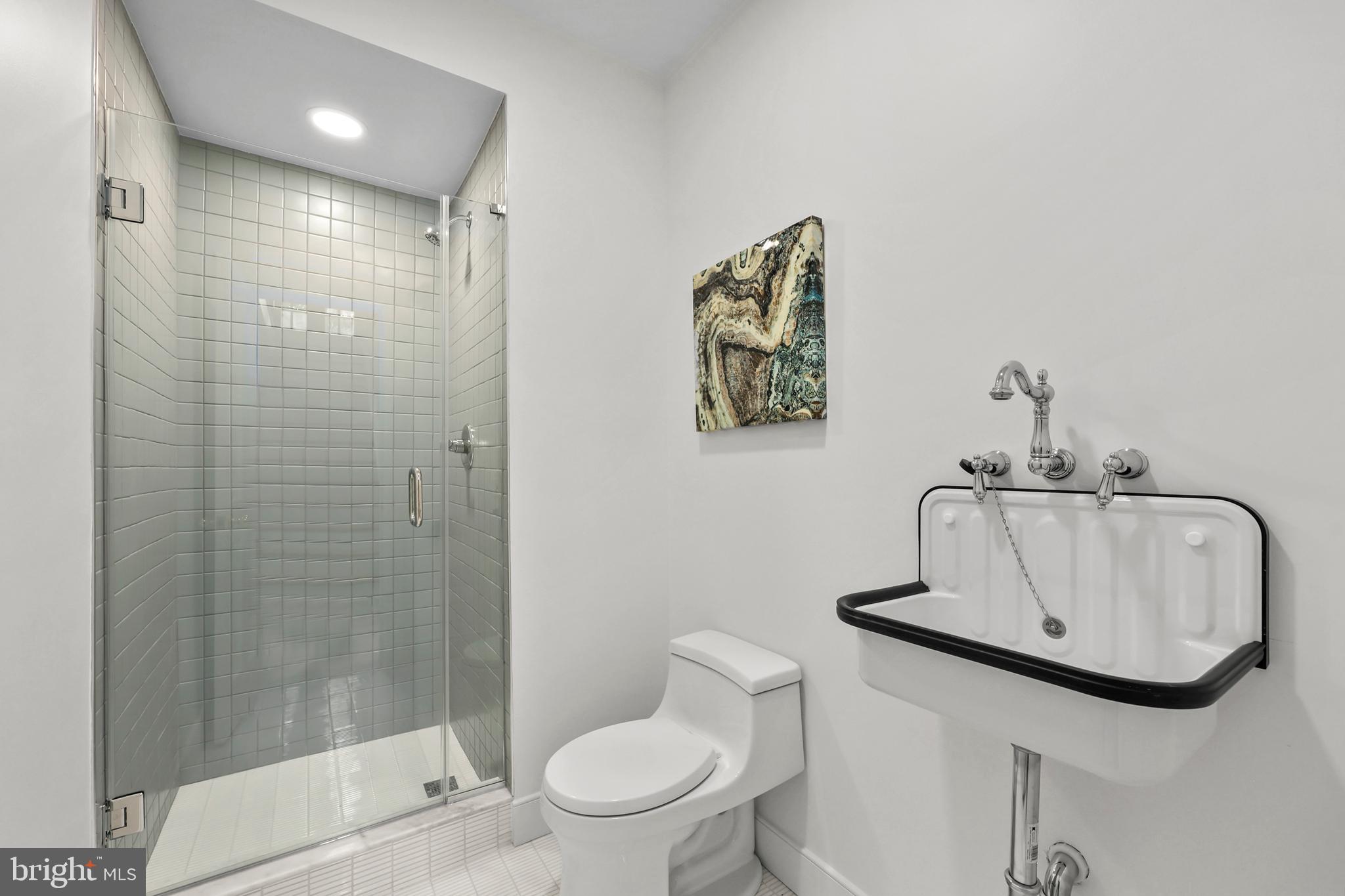 OLD TOWN ALEXANDRIA - Residential