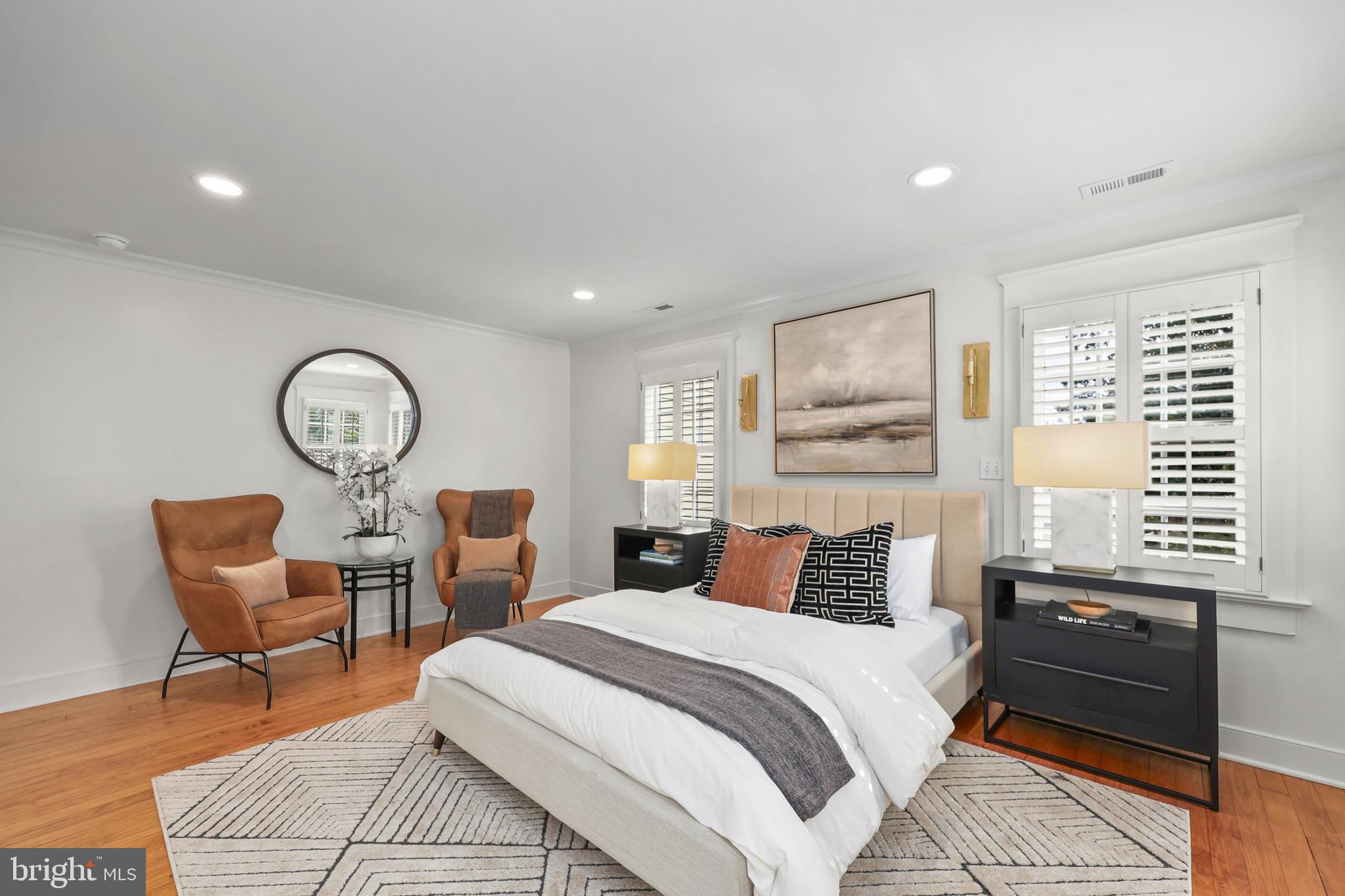 OLD TOWN ALEXANDRIA - Residential