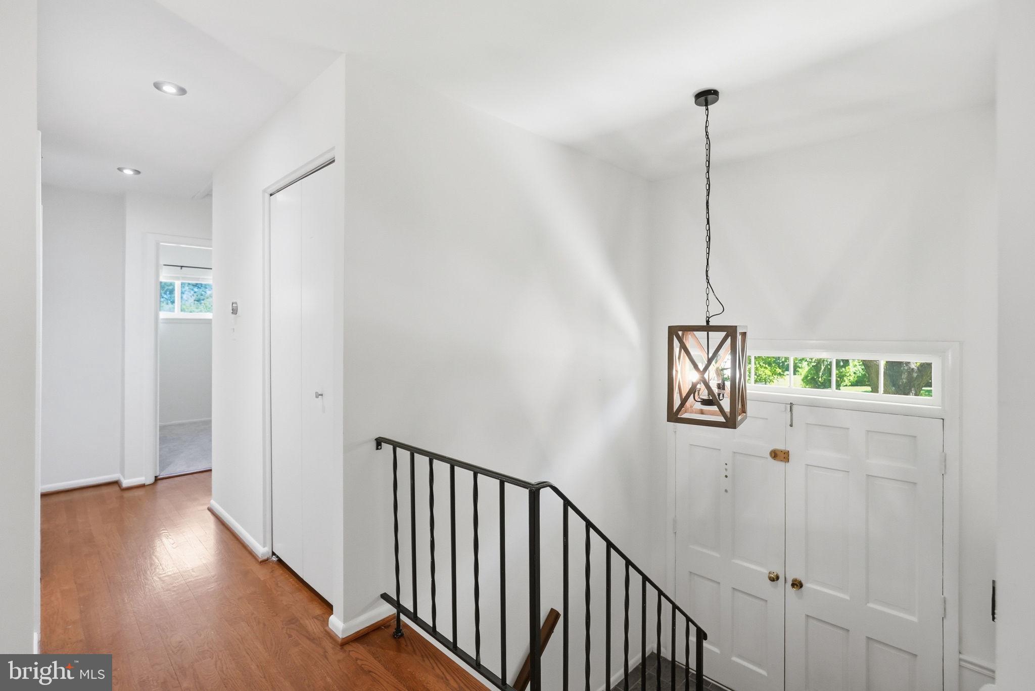 BEL PRE WOODS - Residential
