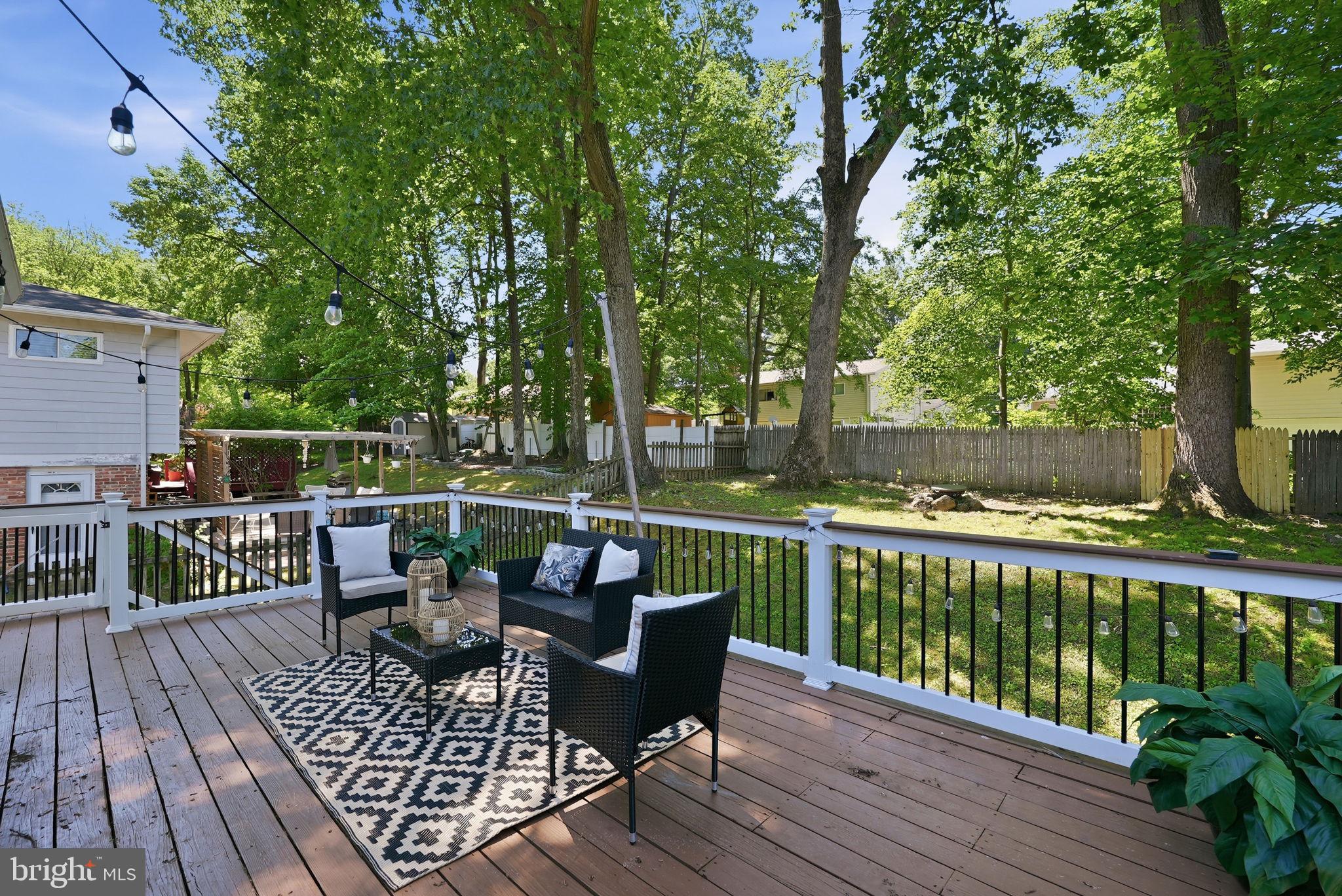 BEL PRE WOODS - Residential