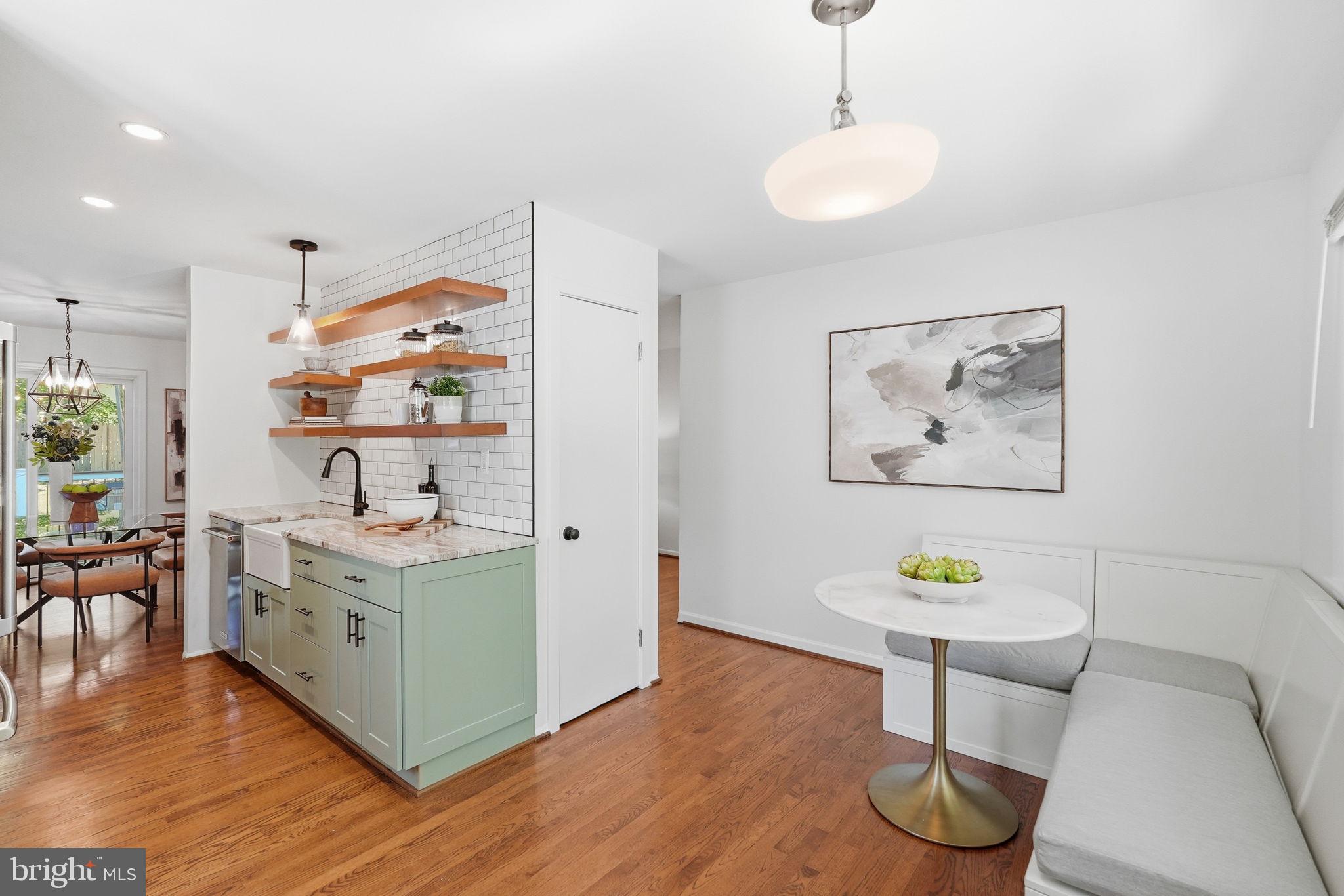 BEL PRE WOODS - Residential