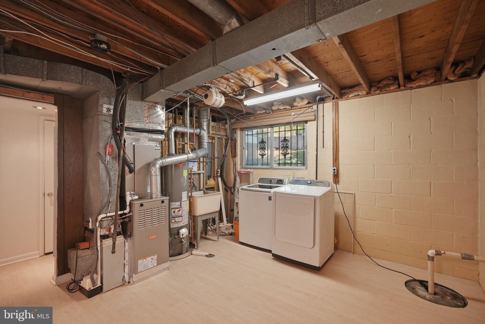 BEL PRE WOODS - Residential