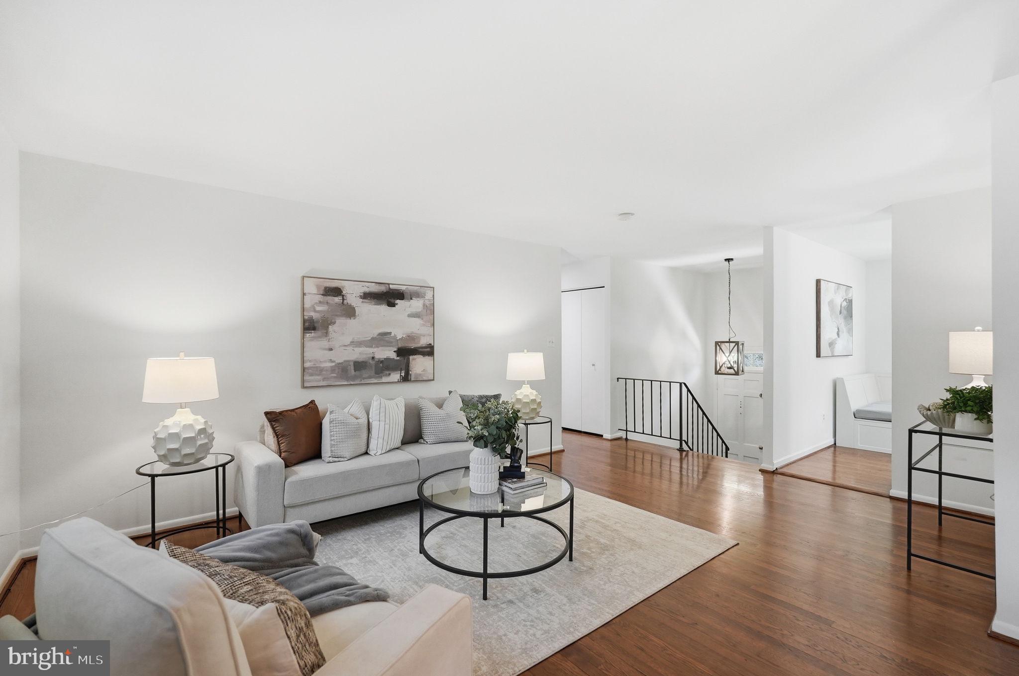 BEL PRE WOODS - Residential