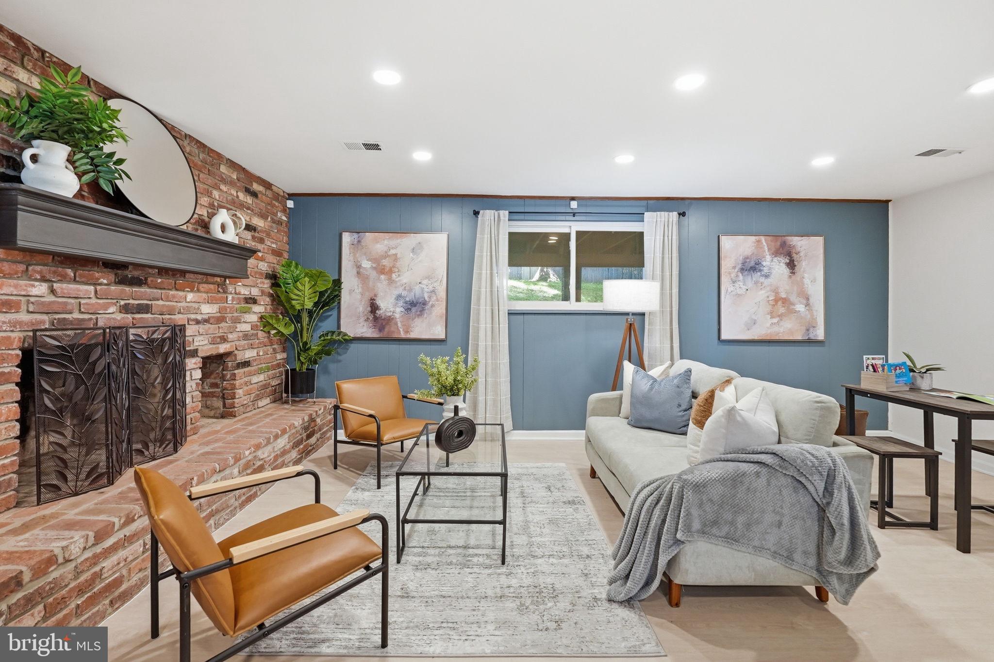 BEL PRE WOODS - Residential