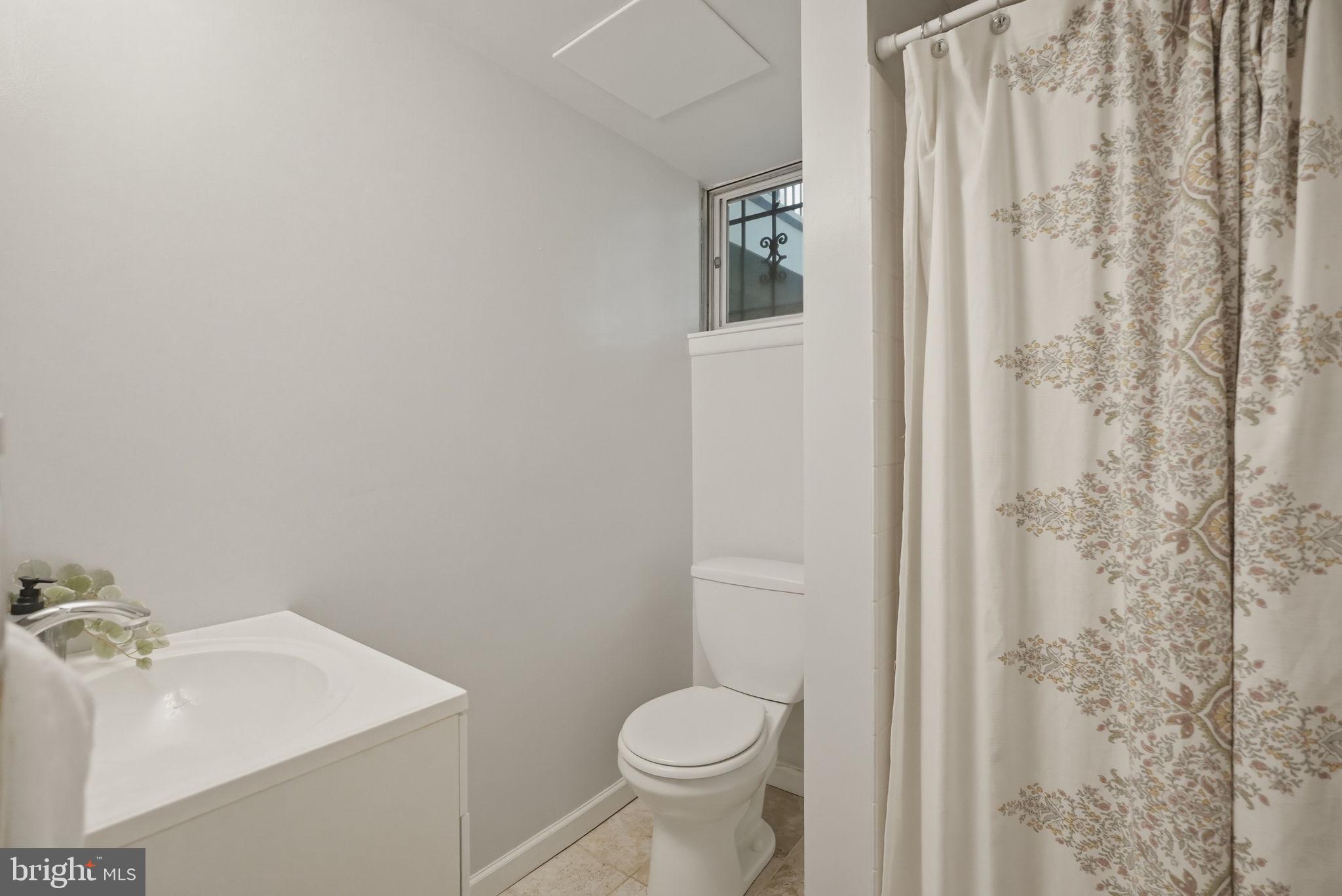 BEL PRE WOODS - Residential