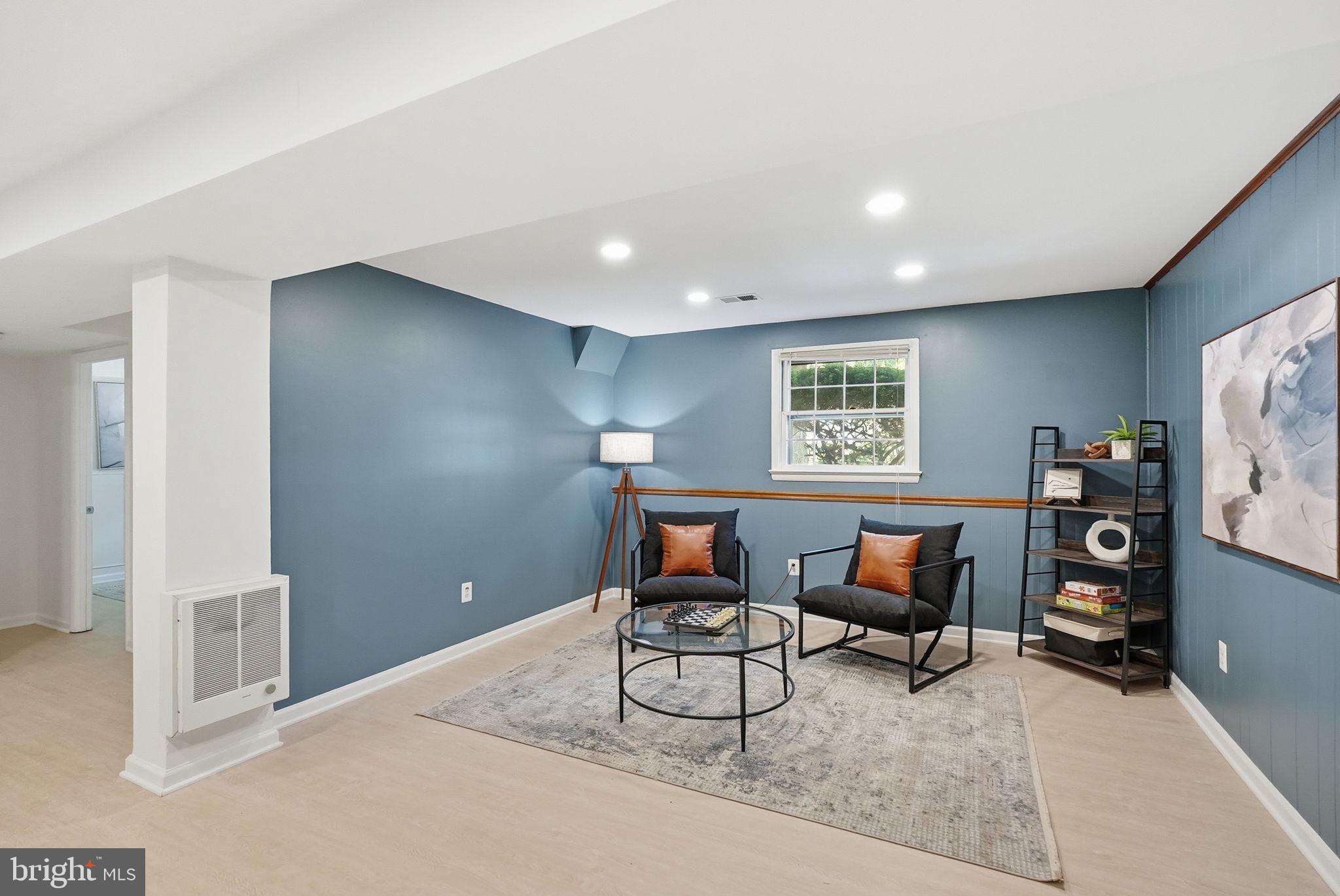 BEL PRE WOODS - Residential