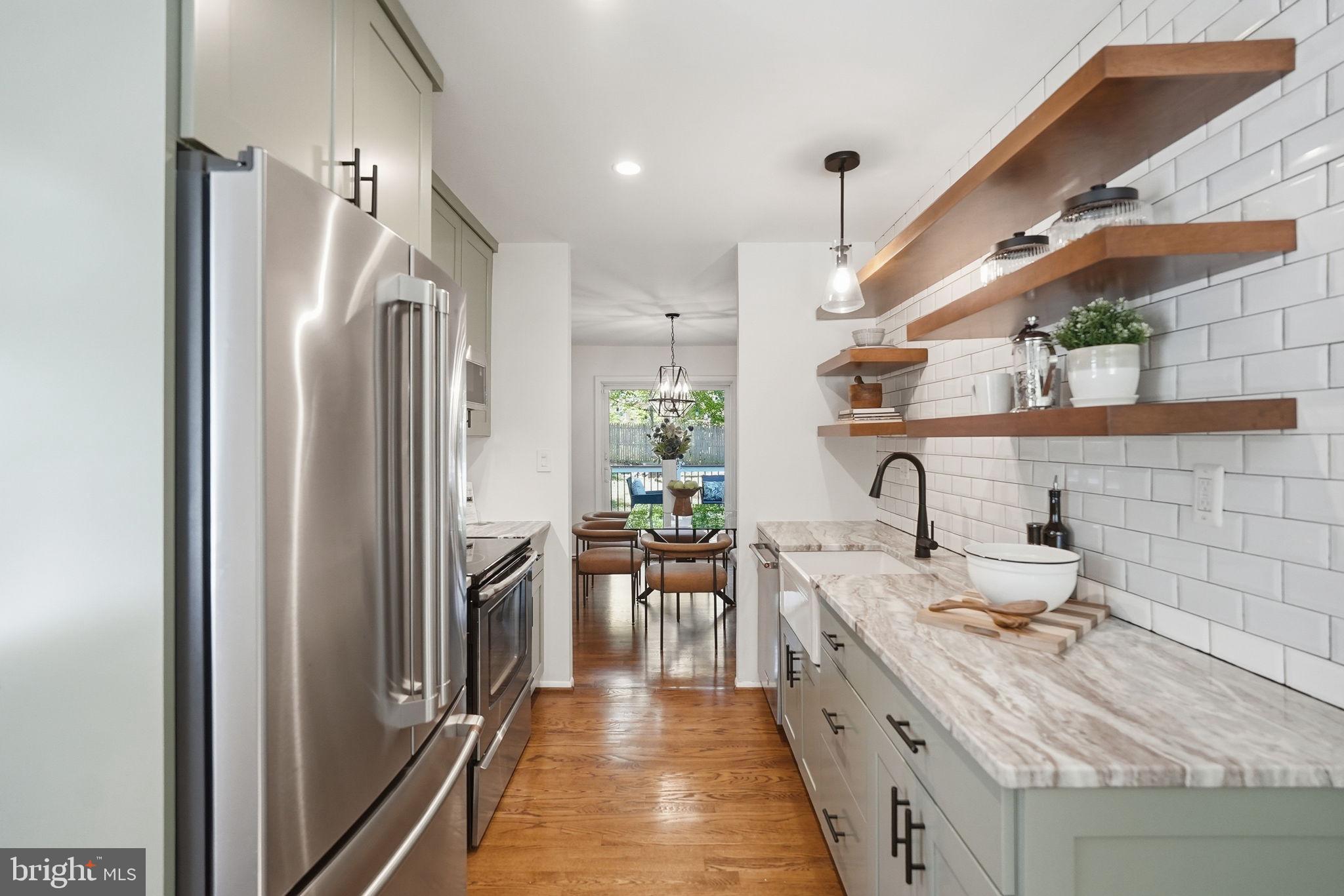 BEL PRE WOODS - Residential
