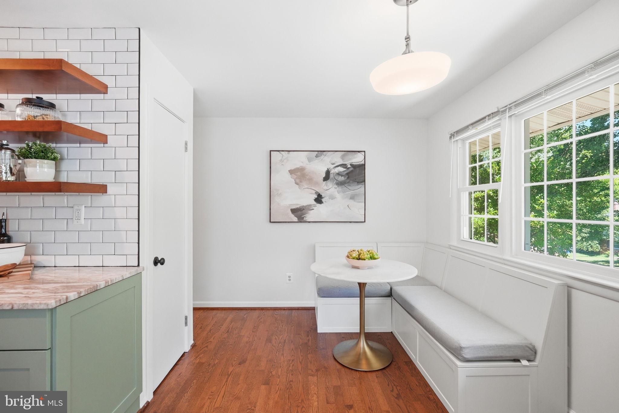 BEL PRE WOODS - Residential
