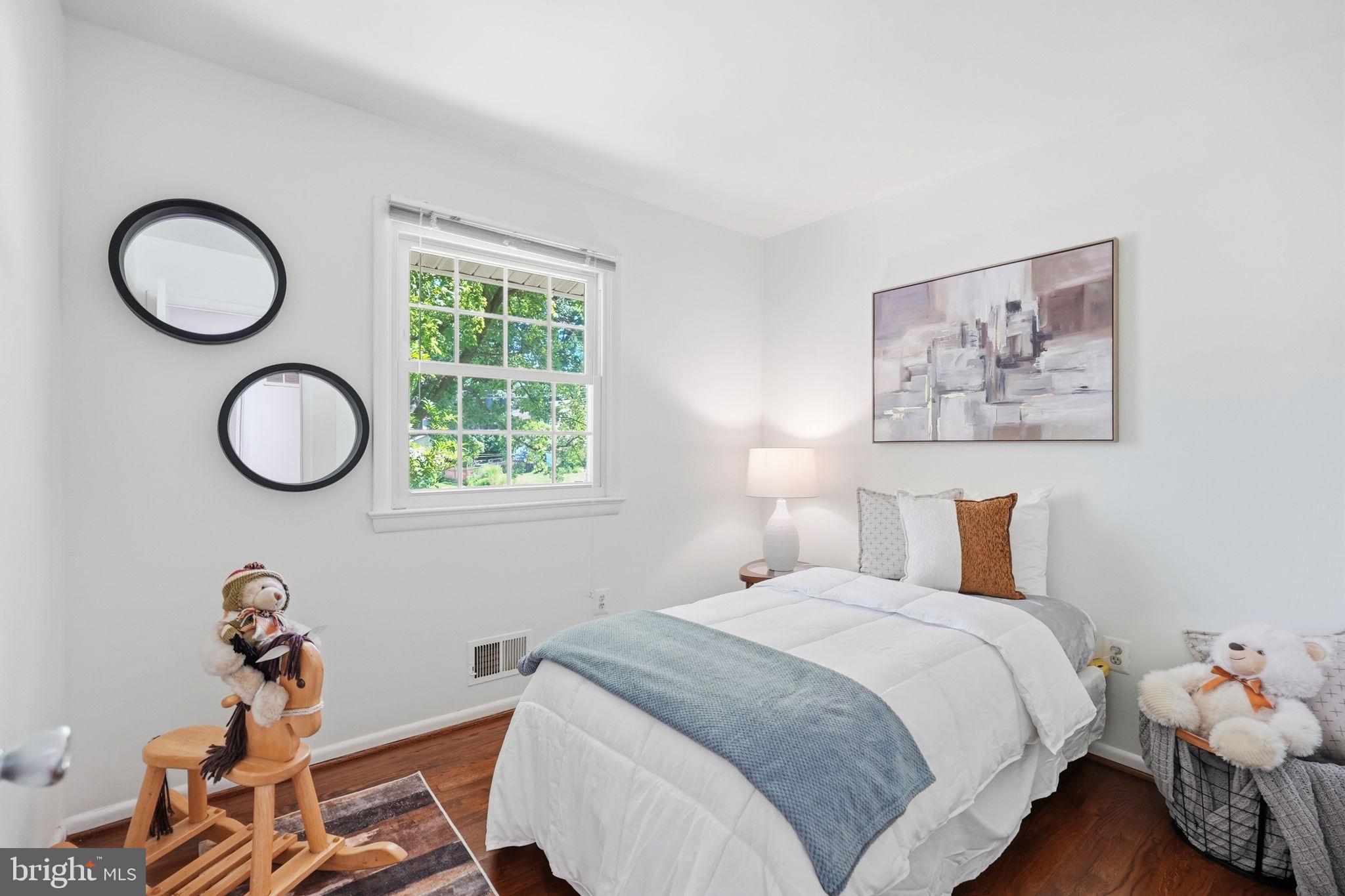 BEL PRE WOODS - Residential