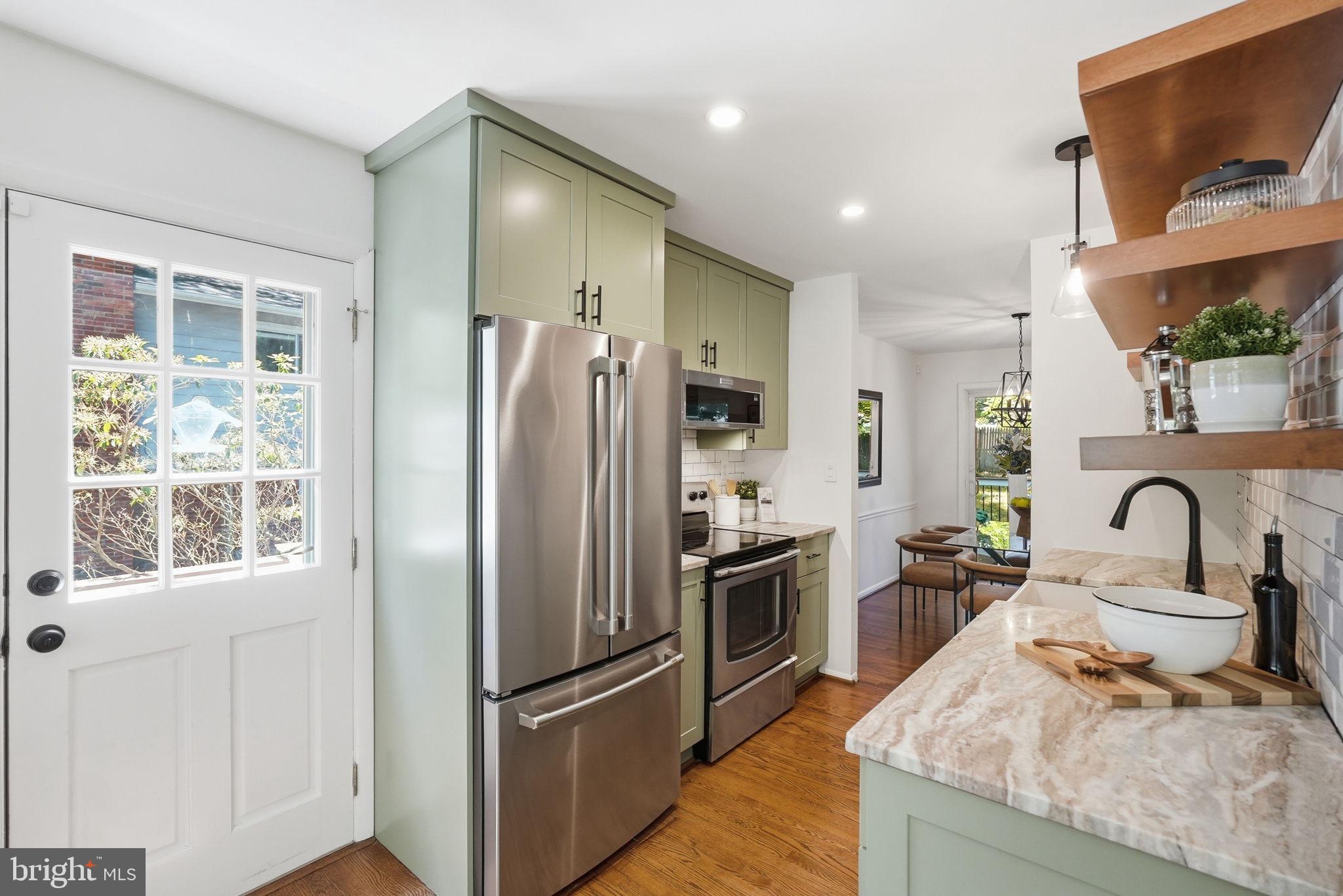 BEL PRE WOODS - Residential