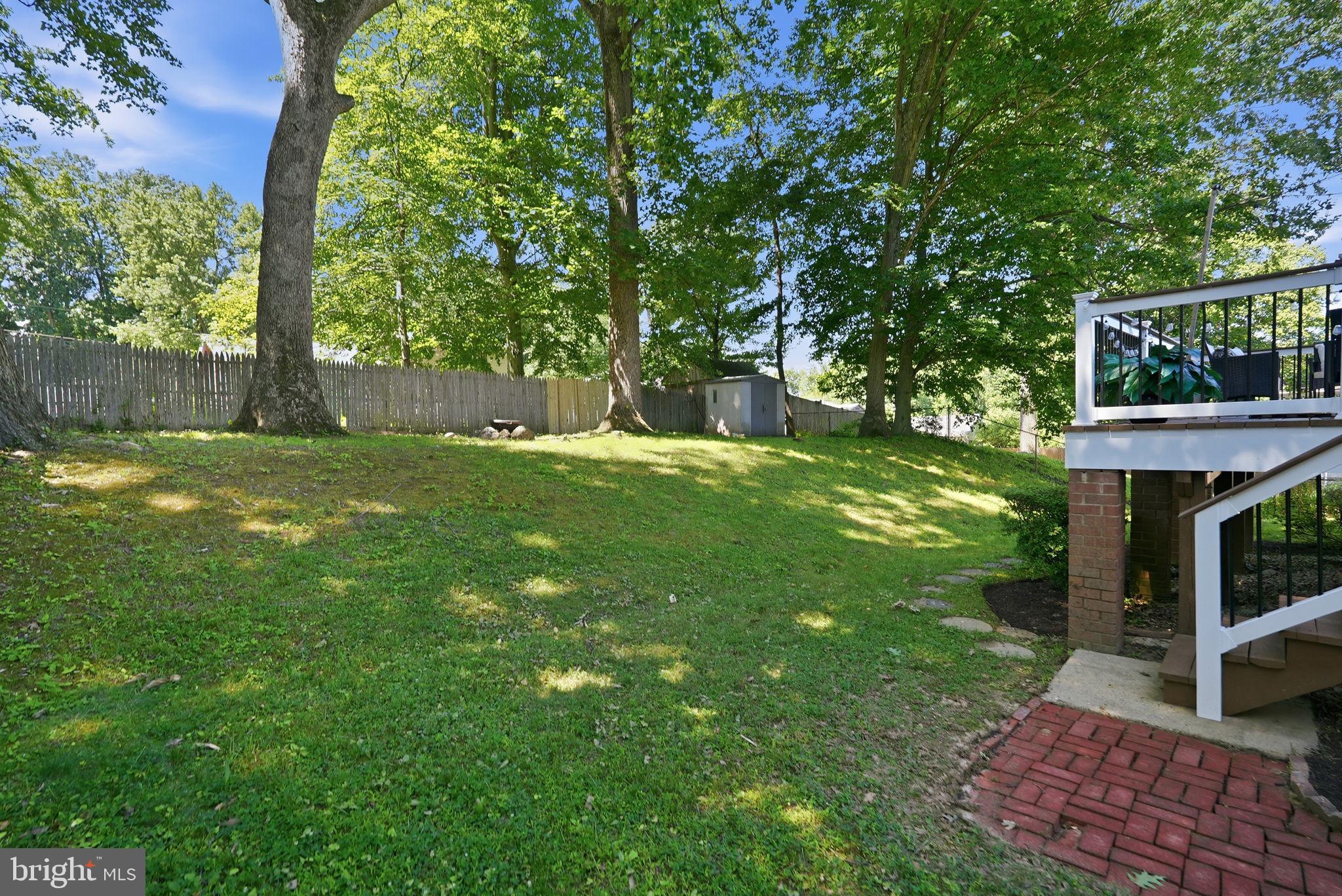 BEL PRE WOODS - Residential